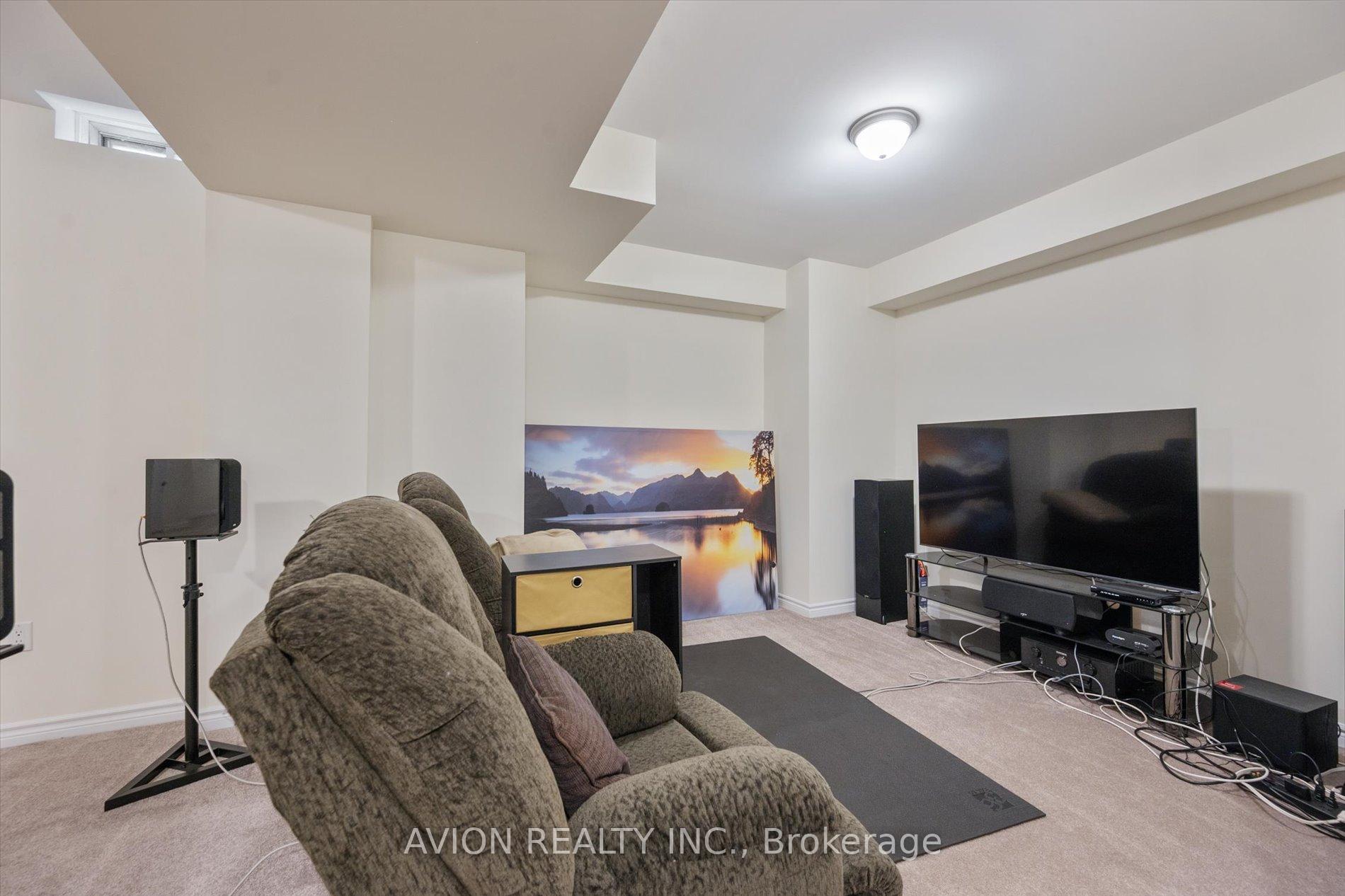 Photo 22 of 2417 Edward Leaver Trail, Oakville, Glen Abbey — HOMEH