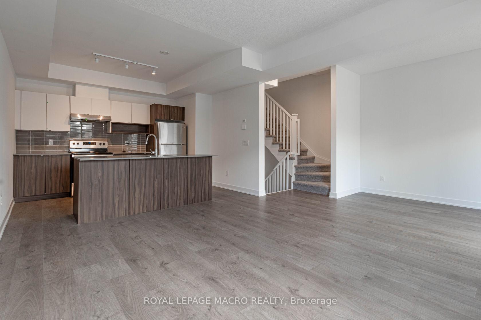 Photo 13 of Unit 7, 1121 Cooke Boulevard, Burlington, LaSalle — HOMEH