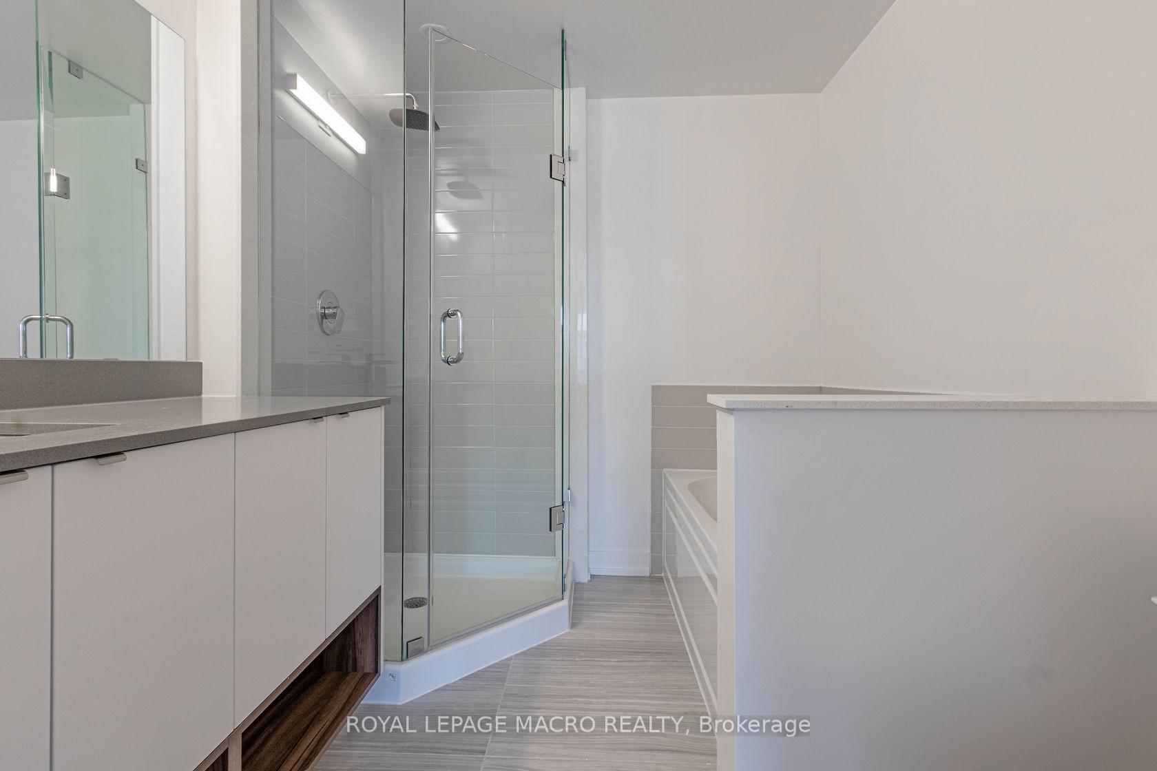 Photo 18 of Unit 7, 1121 Cooke Boulevard, Burlington, LaSalle — HOMEH