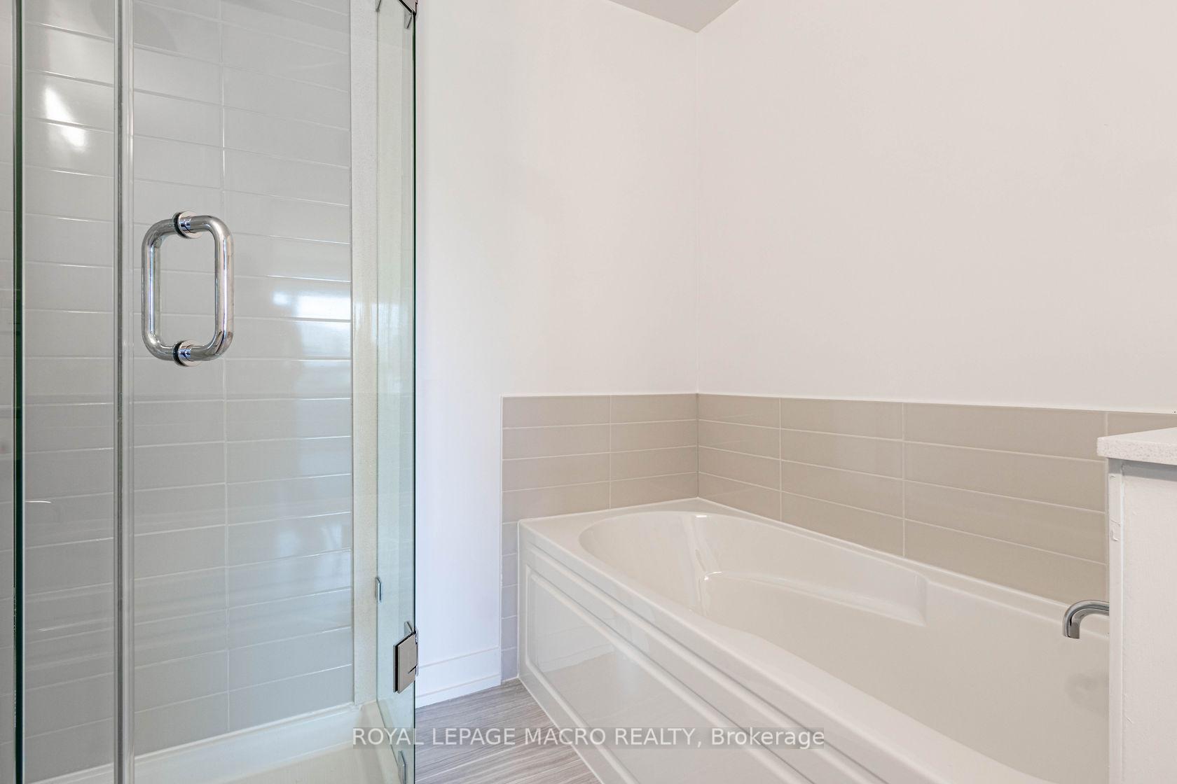 Photo 22 of Unit 7, 1121 Cooke Boulevard, Burlington, LaSalle — HOMEH