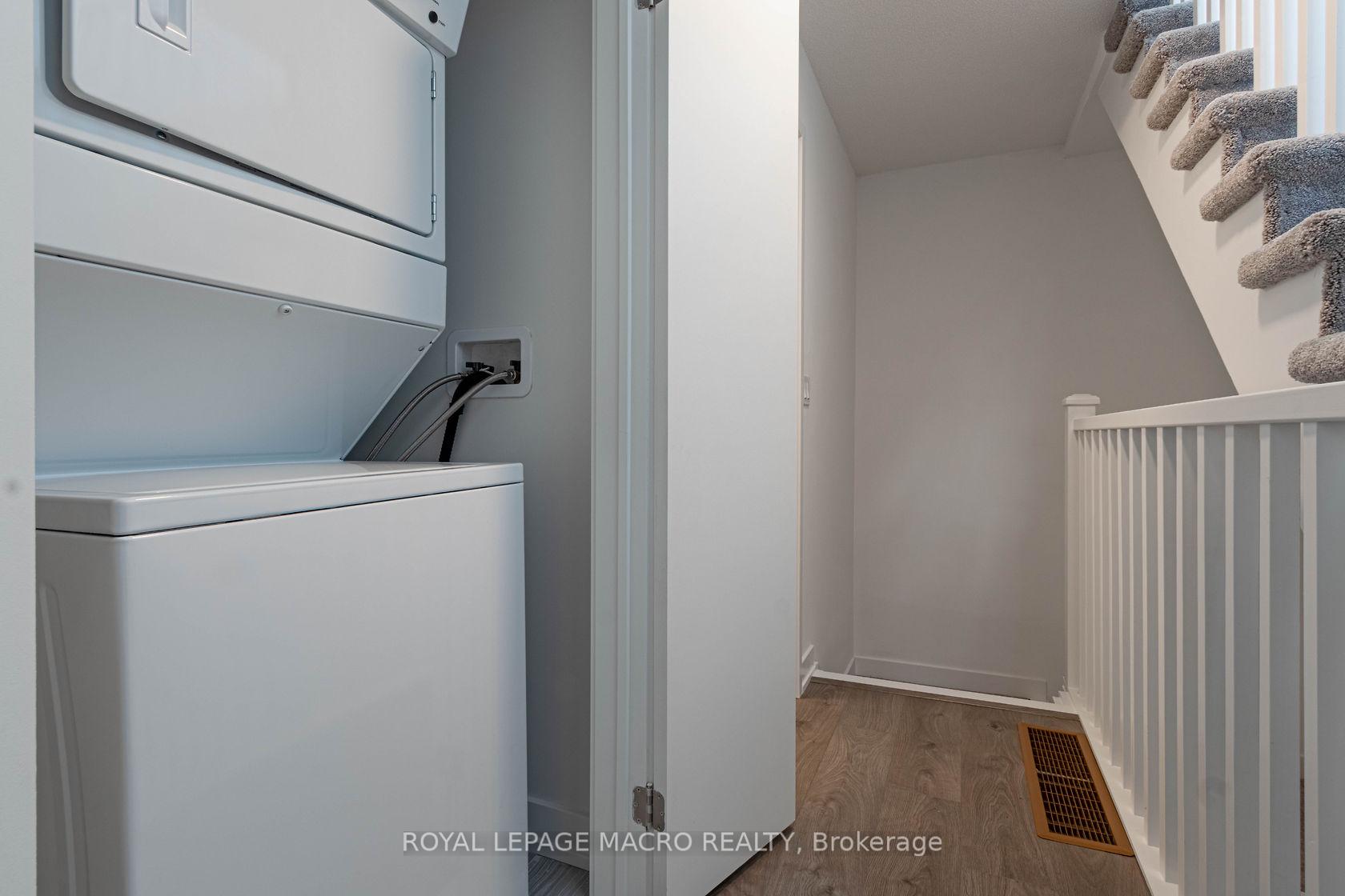 Photo 24 of Unit 7, 1121 Cooke Boulevard, Burlington, LaSalle — HOMEH