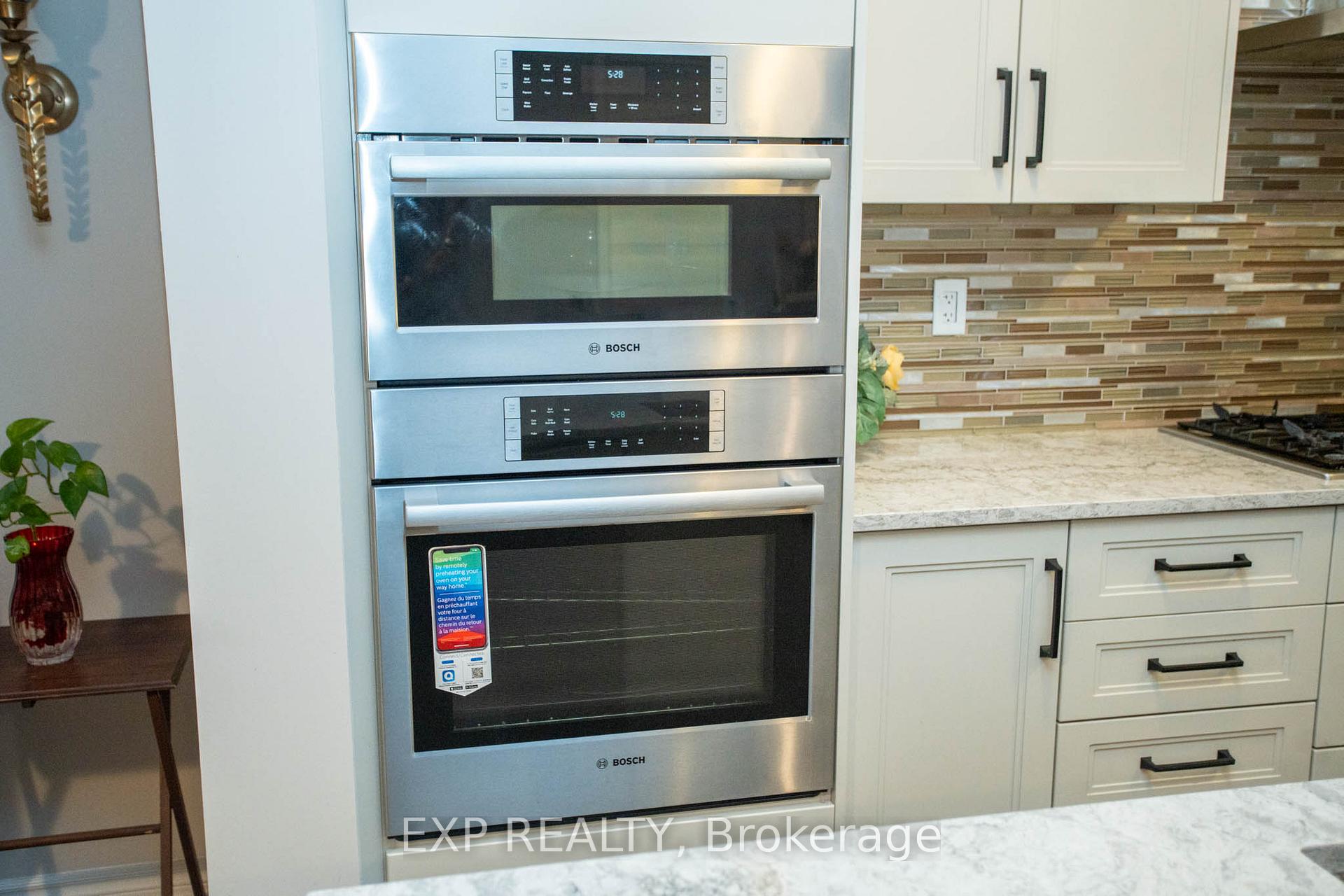 Photo 12 of 447 Bergamot Avenue, Milton, Walker — HOMEH