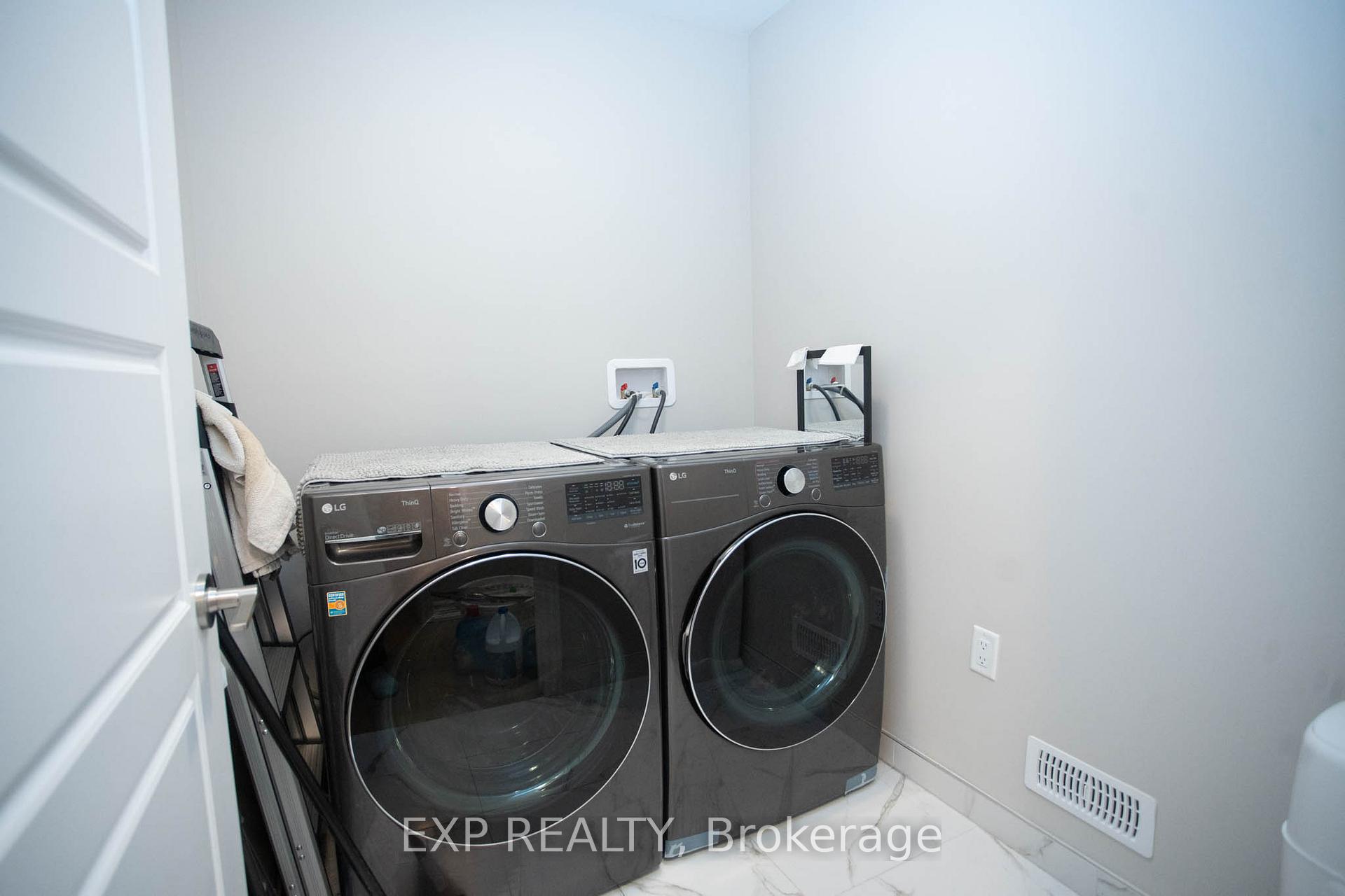 Photo 23 of 447 Bergamot Avenue, Milton, Walker — HOMEH