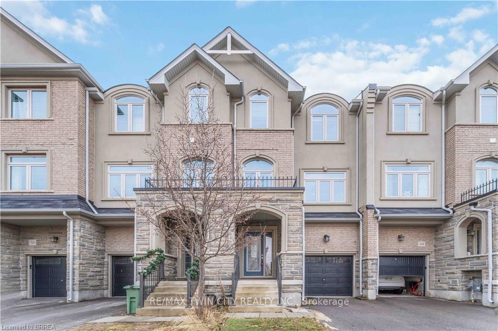 Photo 7 of 46 Borers Creek Circle, Hamilton, Waterdown — HOMEH