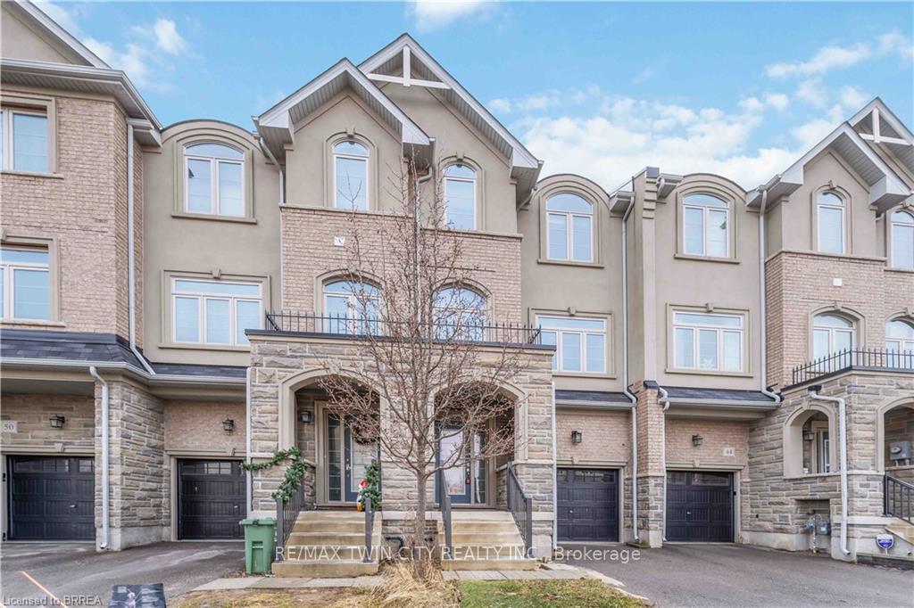 Photo 9 of 46 Borers Creek Circle, Hamilton, Waterdown — HOMEH