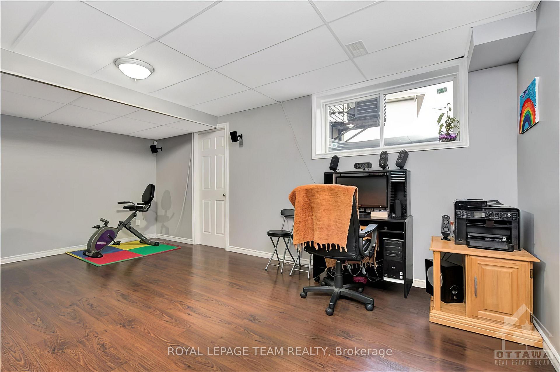 Photo 17 of 136 Prem Circle, Ottawa, Barrhaven - Cedargrove/Fraserdale — HOMEH
