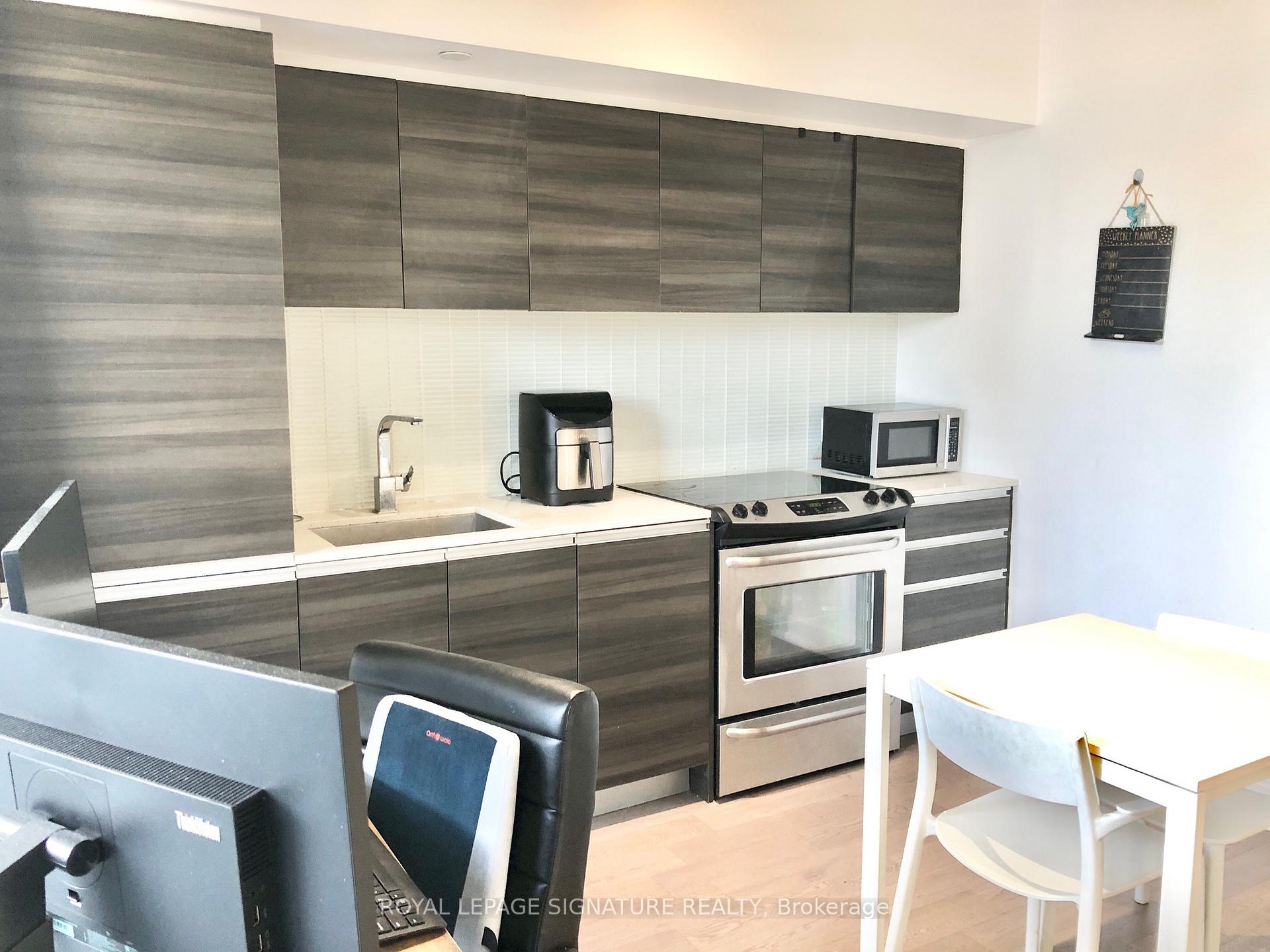 Photo 4 of Unit 427, 1190 Dundas Street E, Toronto, South Riverdale — HOMEH