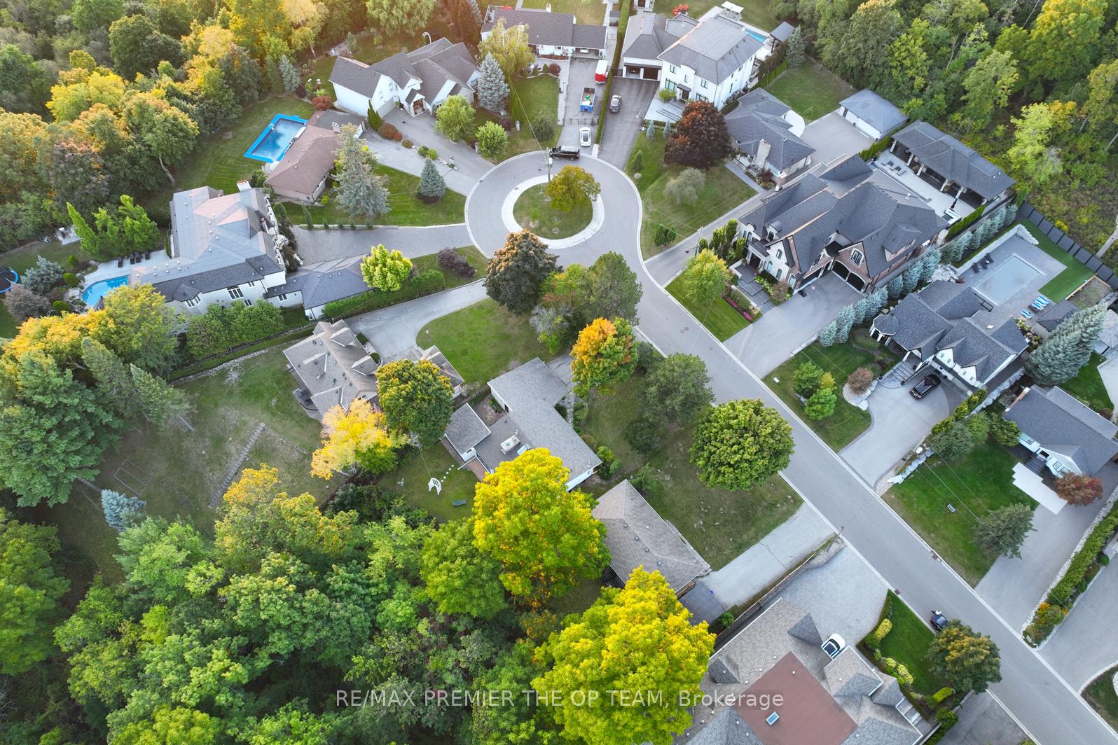 Photo 4 of 175 Davidson Drive, Vaughan, Islington Woods — HOMEH