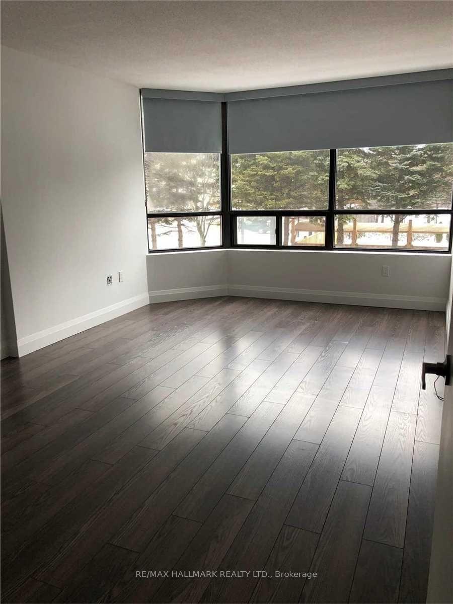 Photo 8 of Unit 214, 7440 Bathurst Street, Vaughan, Brownridge — HOMEH