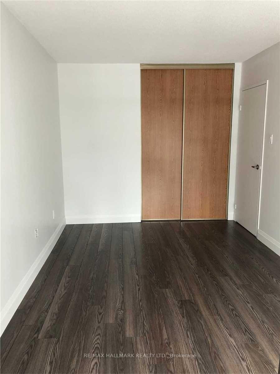 Photo 15 of Unit 214, 7440 Bathurst Street, Vaughan, Brownridge — HOMEH