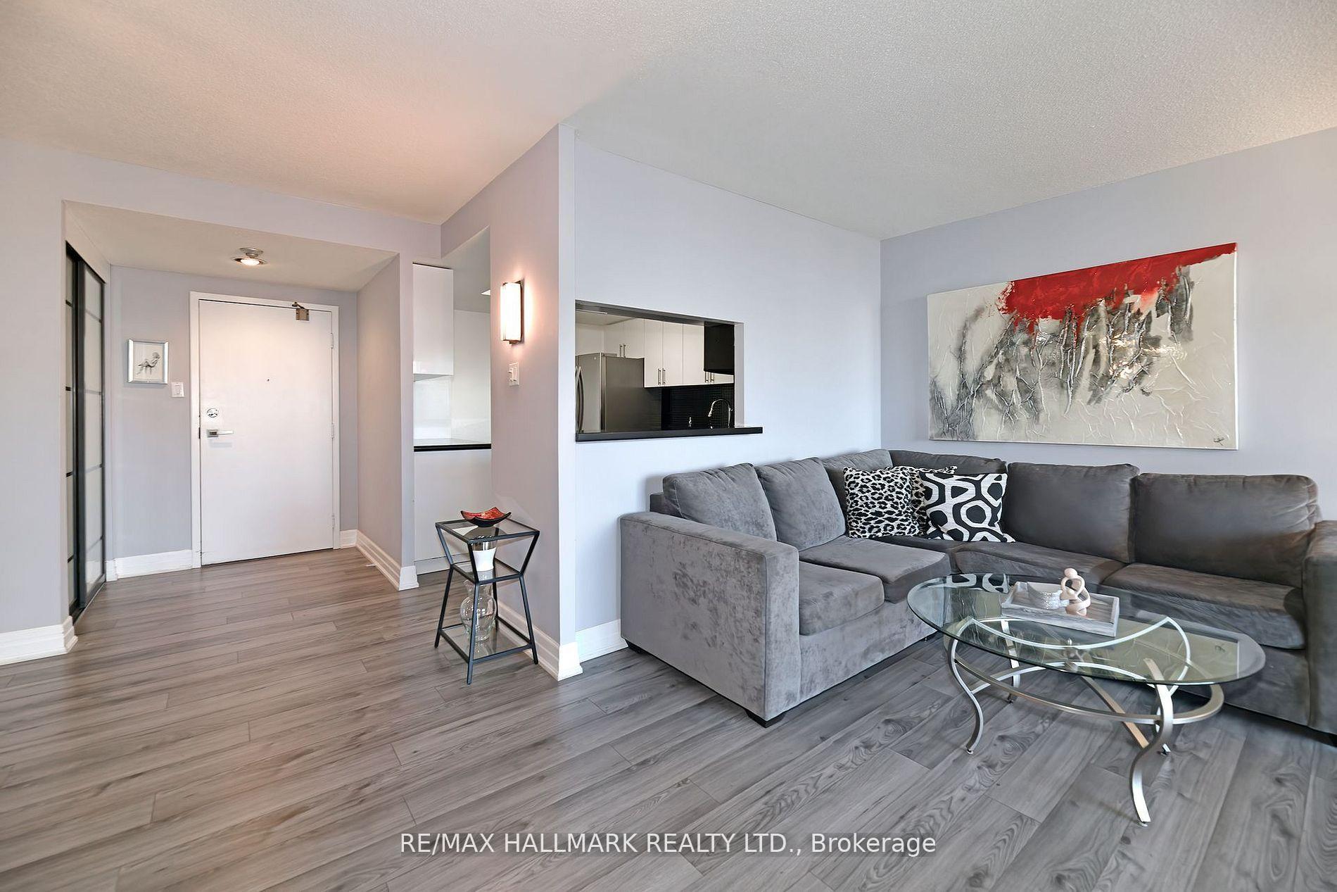 Photo 37 of Unit 808, 7601 Bathurst Street, Vaughan, Crestwood-Springfarm-Yorkhill — HOMEH