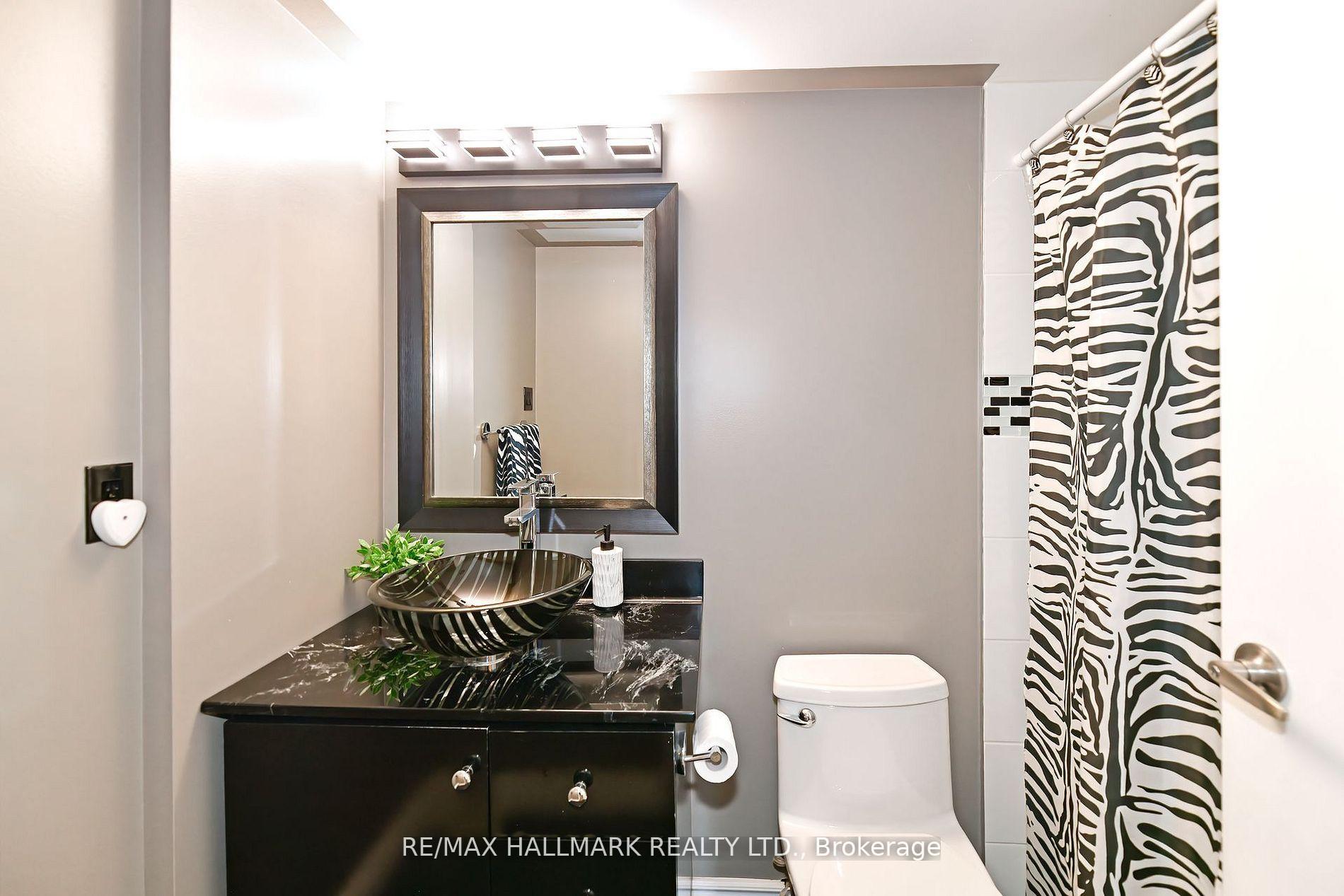 Photo 15 of Unit 808, 7601 Bathurst Street, Vaughan, Crestwood-Springfarm-Yorkhill — HOMEH