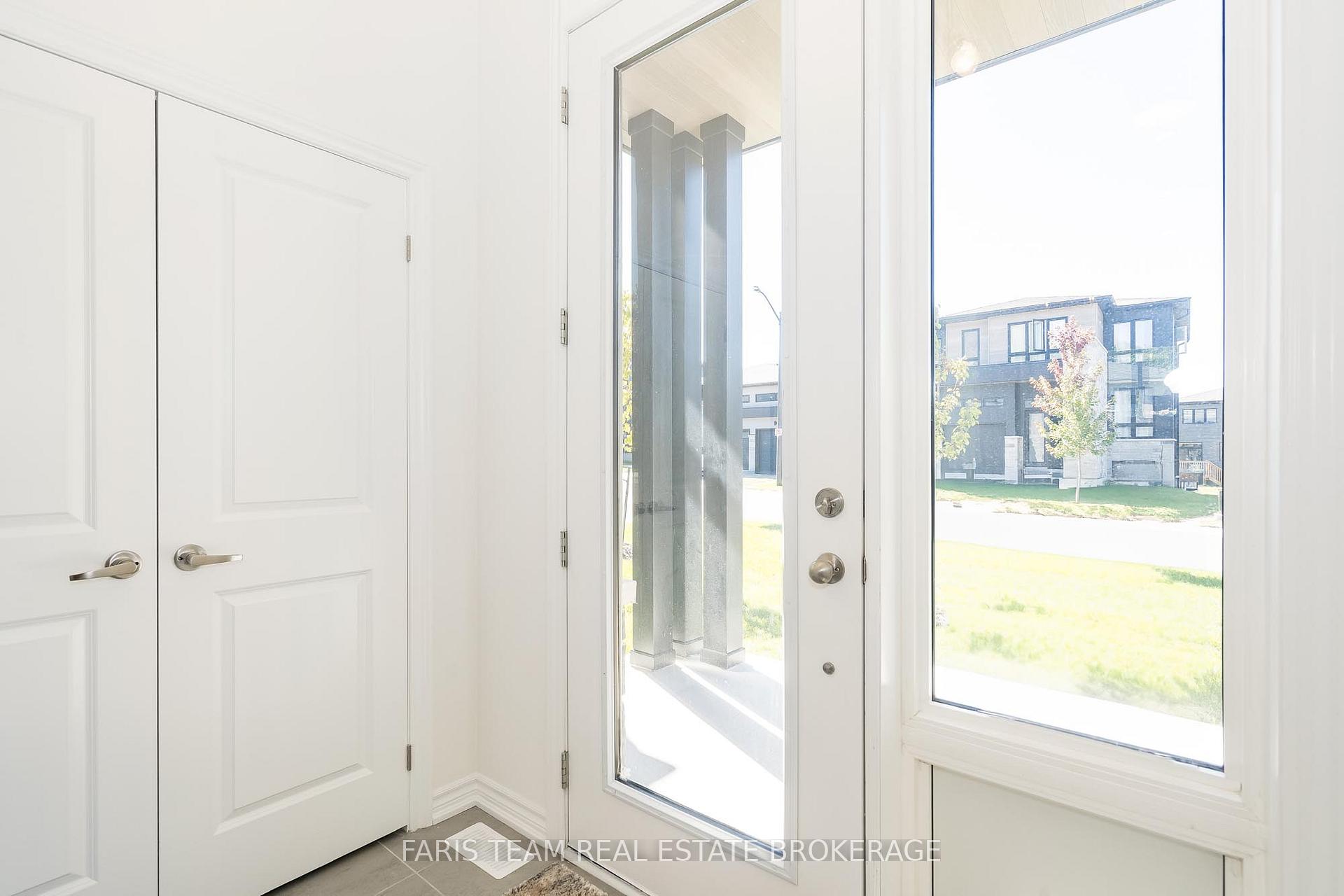 Photo 6 of 89 Berkely Street, Wasaga Beach — HOMEH