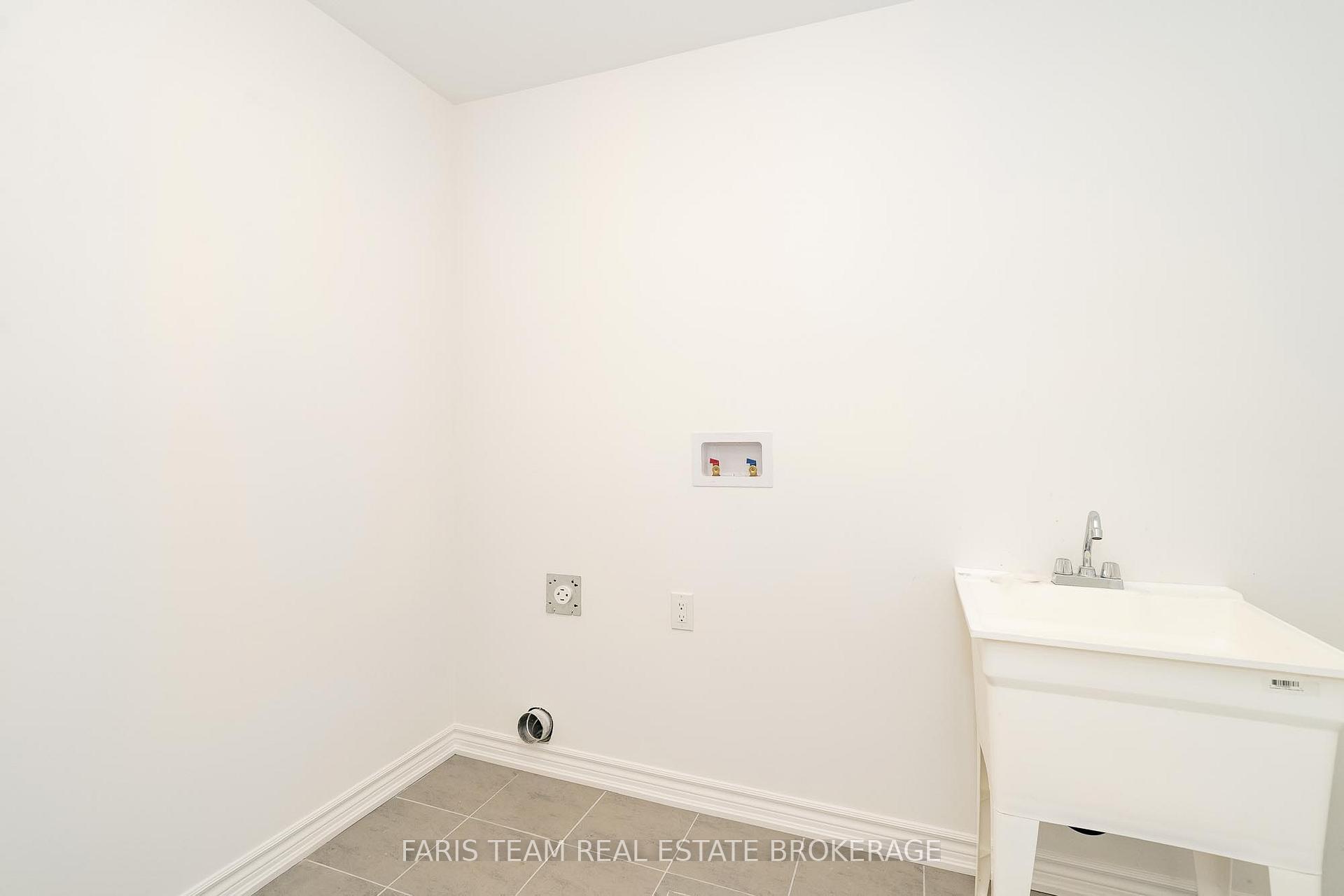 Photo 42 of 89 Berkely Street, Wasaga Beach — HOMEH