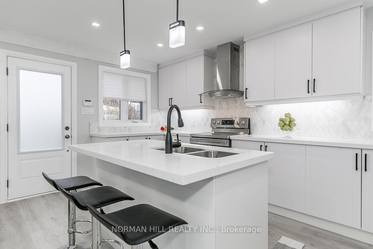 Photo 10 of 72 Cumberland Street, Barrie, Allandale — HOMEH
