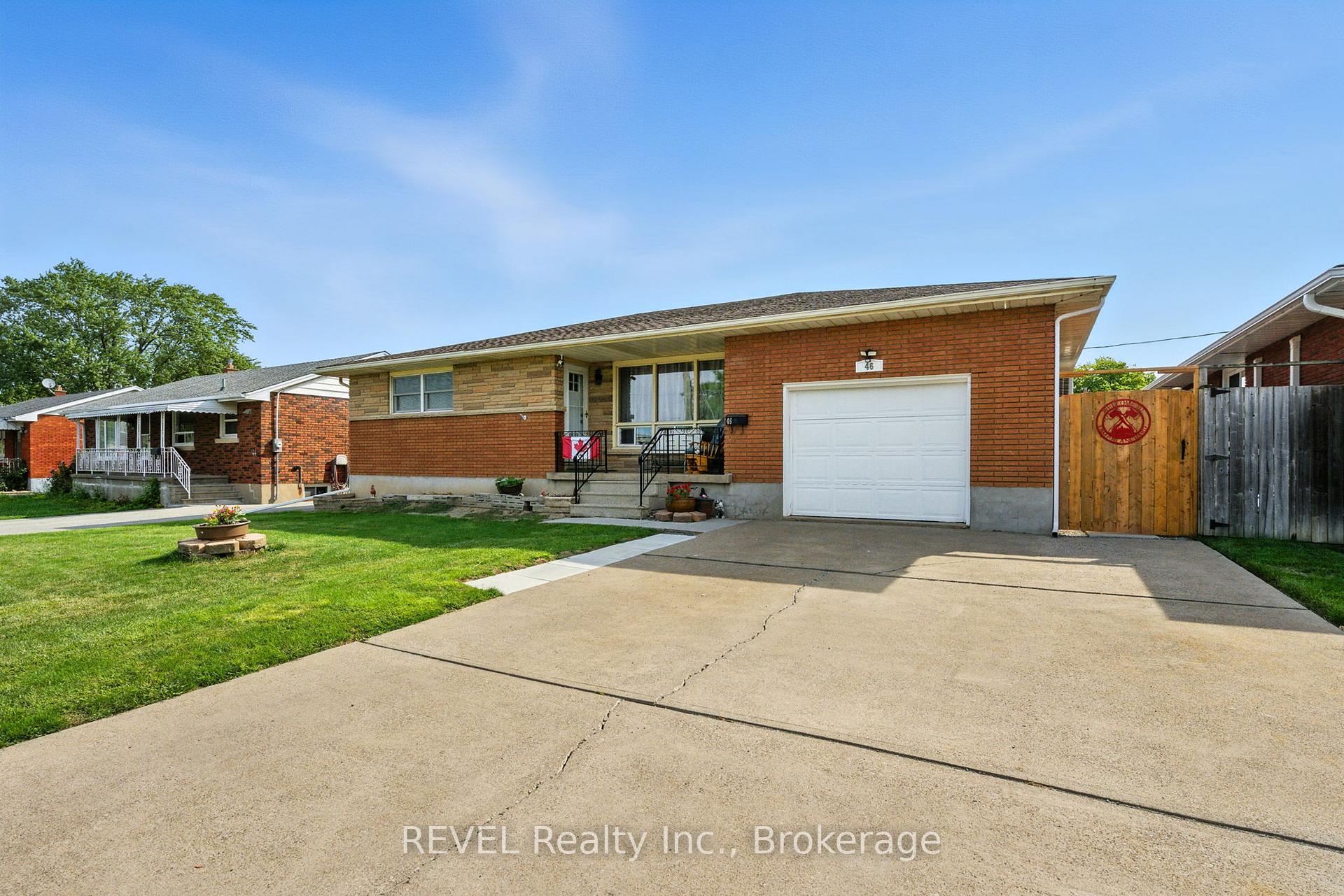 Photo 2 of 46 Collier Road S, Thorold, Thorold Downtown — HOMEH