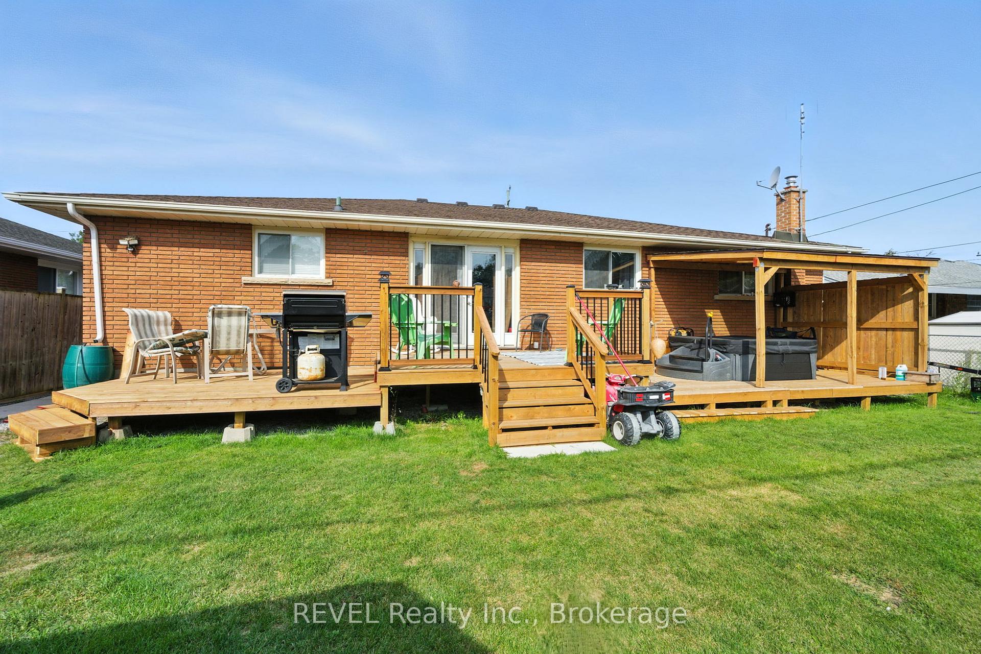Photo 4 of 46 Collier Road S, Thorold, Thorold Downtown — HOMEH