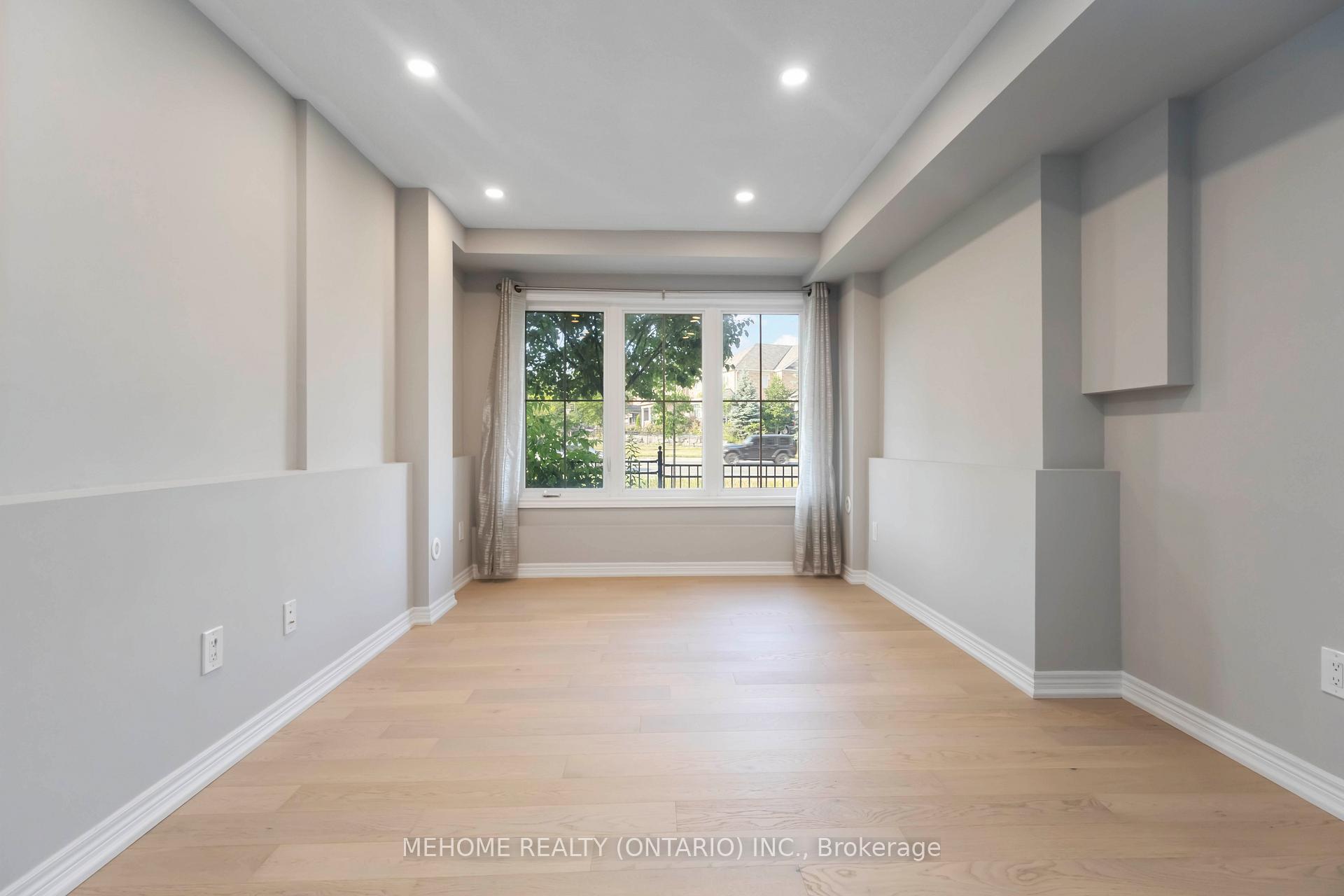 Photo 11 of 229 Dundas Way, Markham, Greensborough — HOMEH