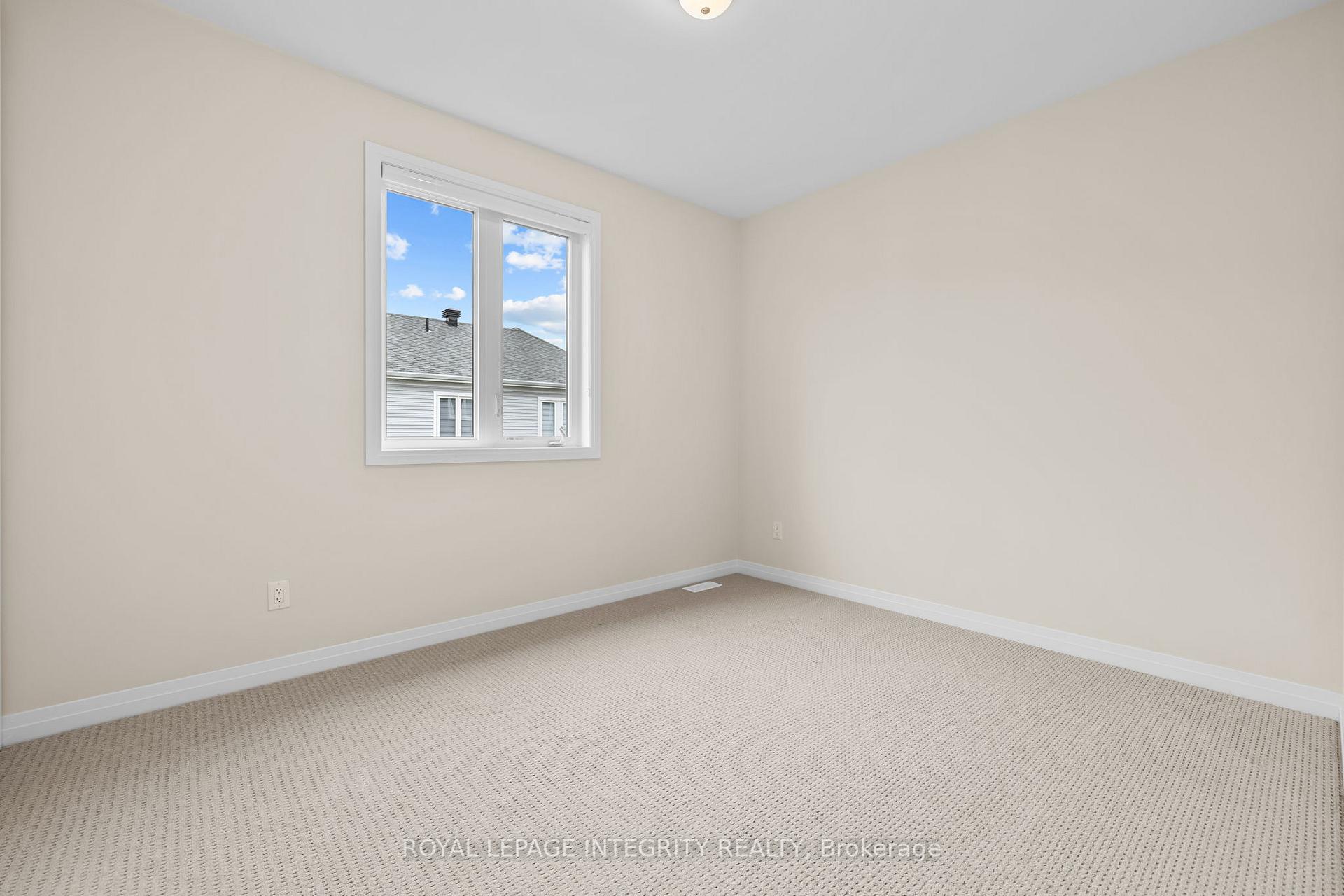 Photo 6 of 807 Mercier Crescent, Ottawa, Chapel Hill South - Orleans Village — HOMEH