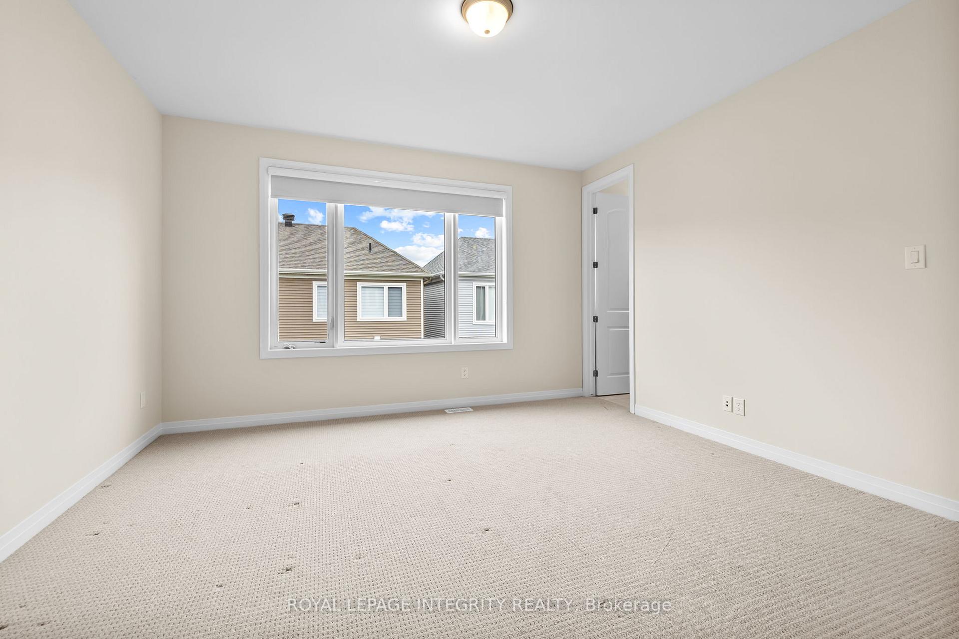 Photo 31 of 807 Mercier Crescent, Ottawa, Chapel Hill South - Orleans Village — HOMEH