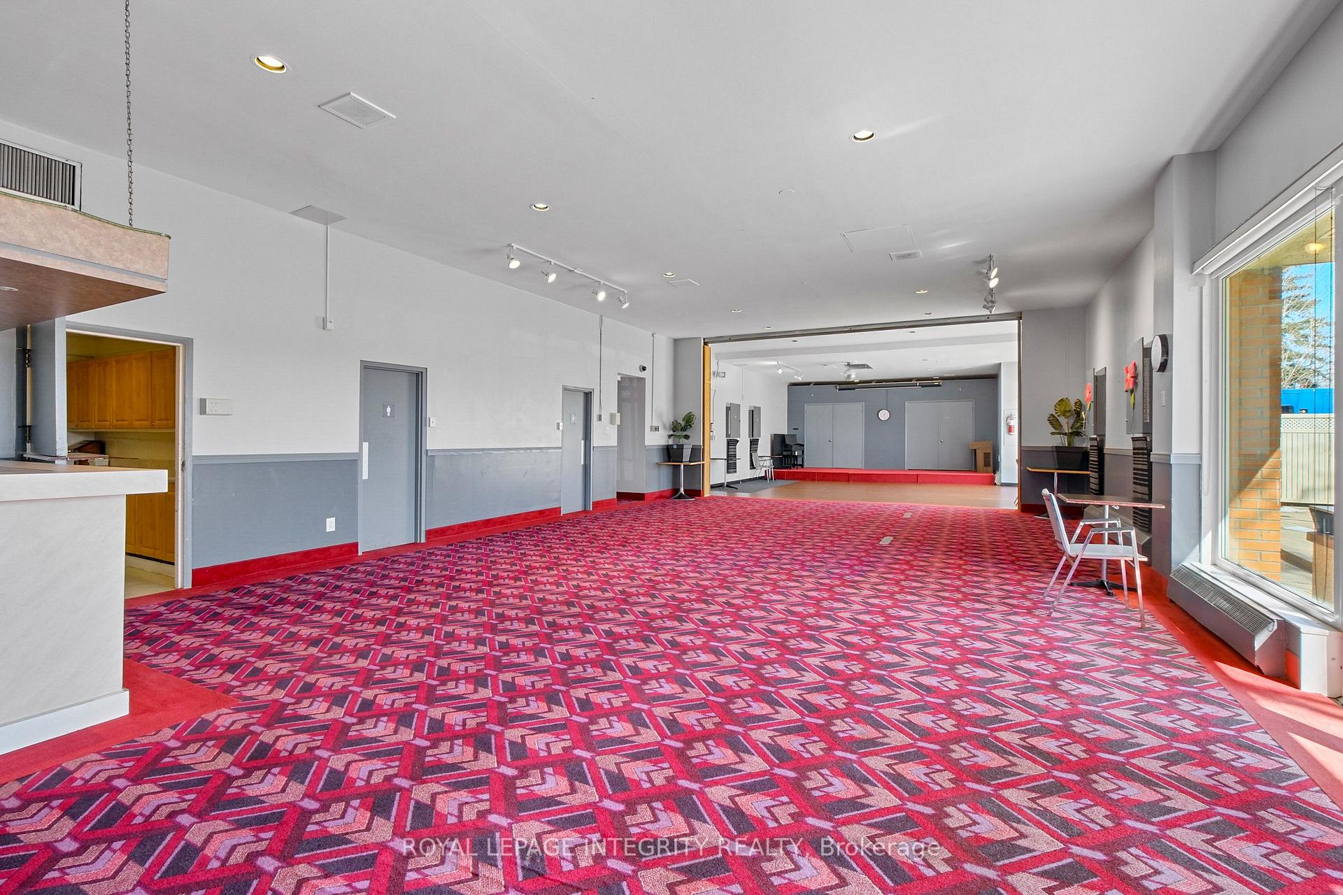 Photo 39 of Unit 706, 2020 Jasmine Crescent, Ottawa, Beacon Hill South — HOMEH