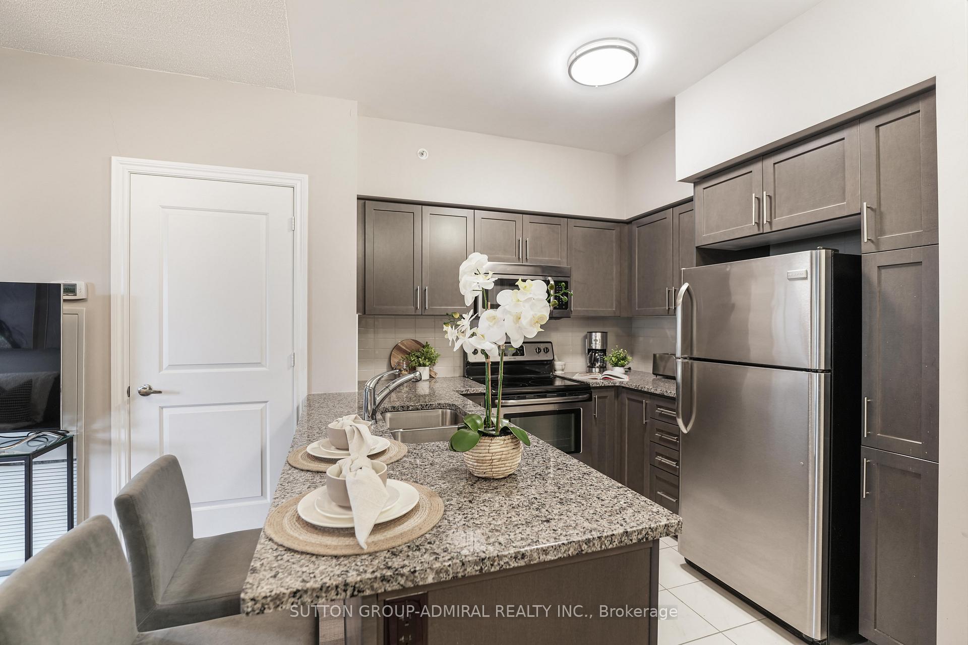 Photo 41 of Unit 1016, 9255 Jane Street, Vaughan, Maple — HOMEH