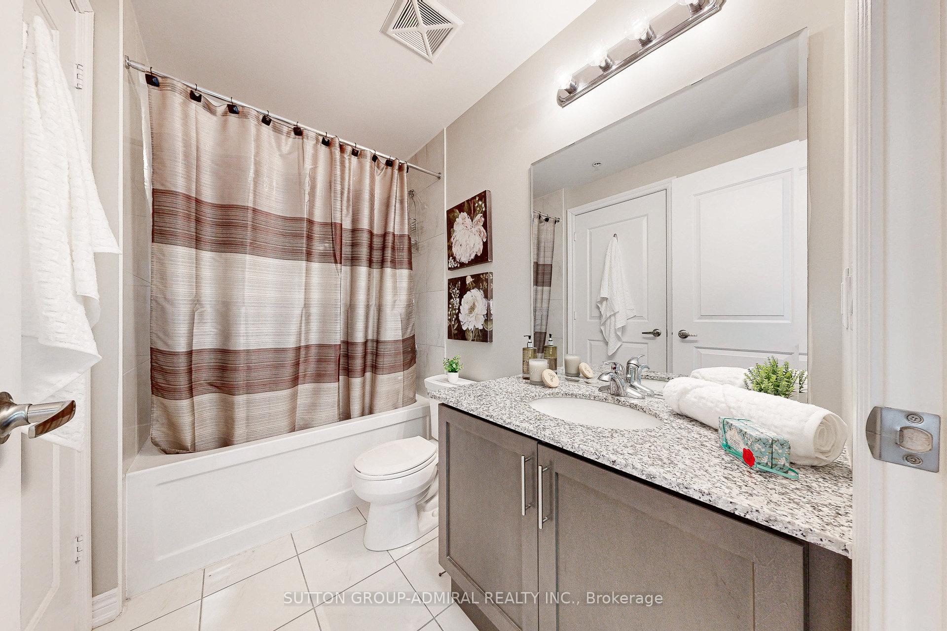 Photo 17 of Unit 1016, 9255 Jane Street, Vaughan, Maple — HOMEH