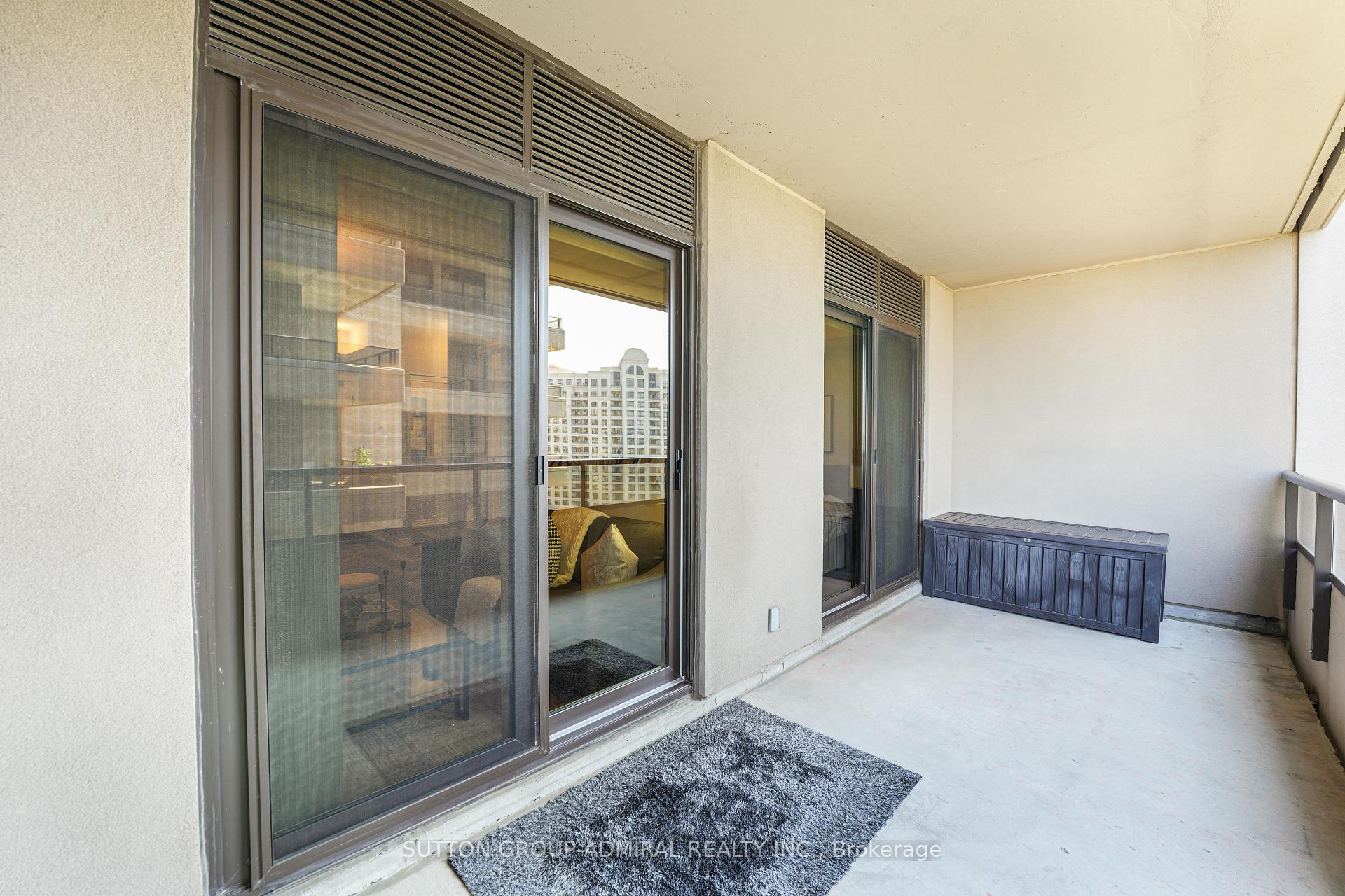 Photo 7 of Unit 1016, 9255 Jane Street, Vaughan, Maple — HOMEH