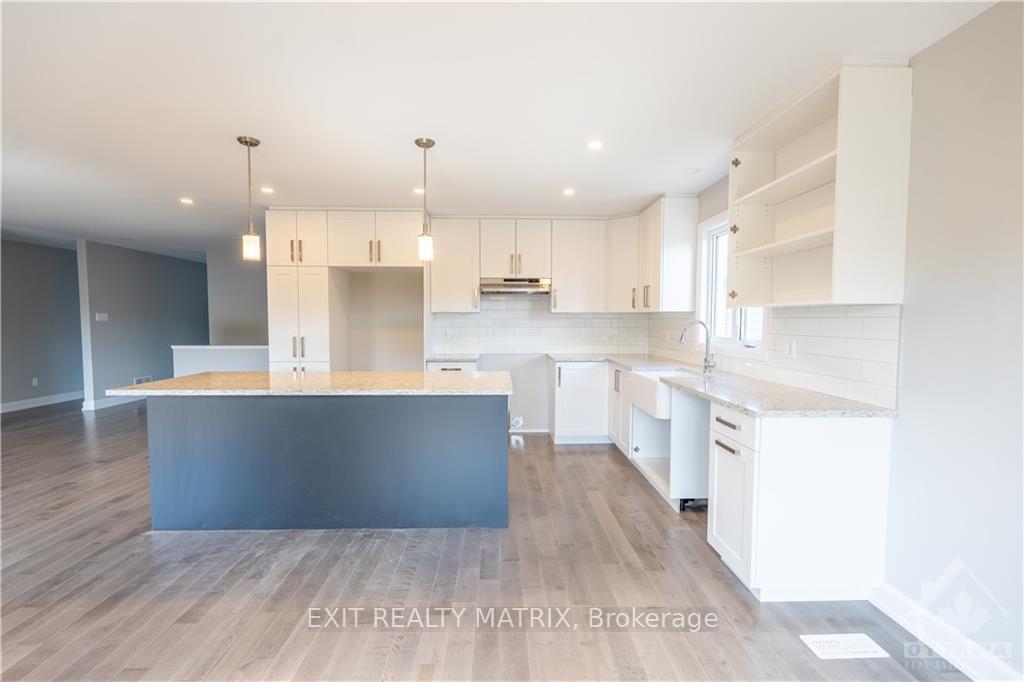 Photo 4 of 1405 Caroline Court, Cornwall — HOMEH
