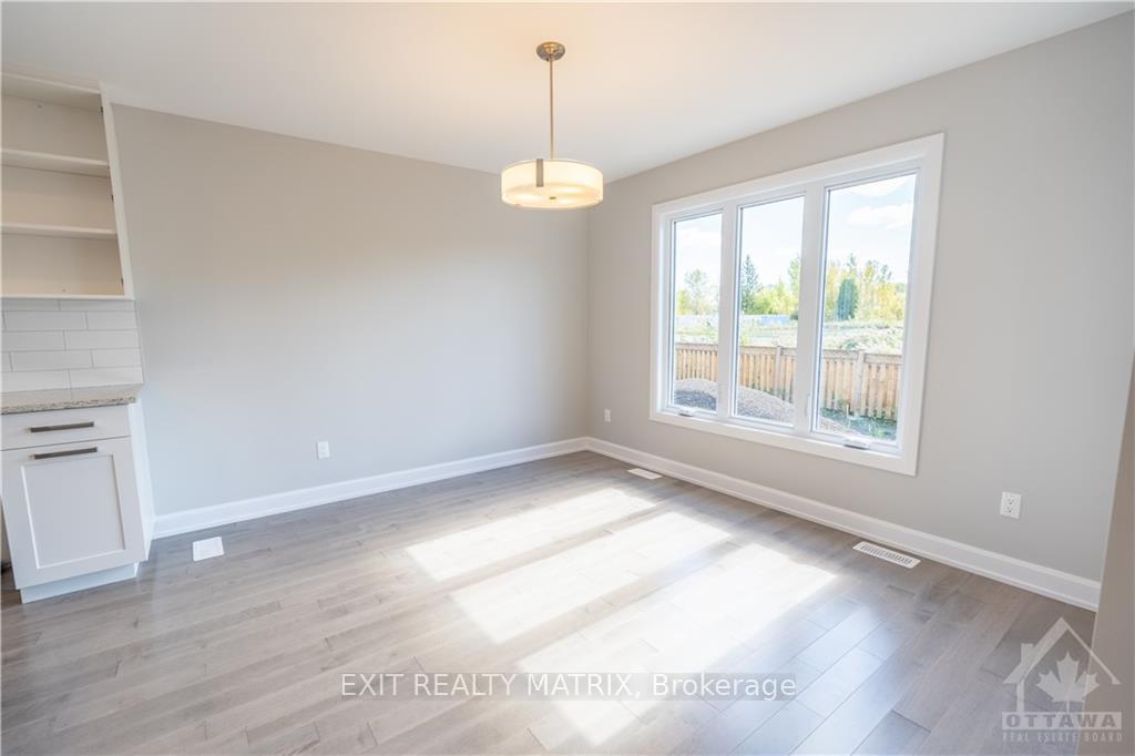 Photo 9 of 1405 Caroline Court, Cornwall — HOMEH