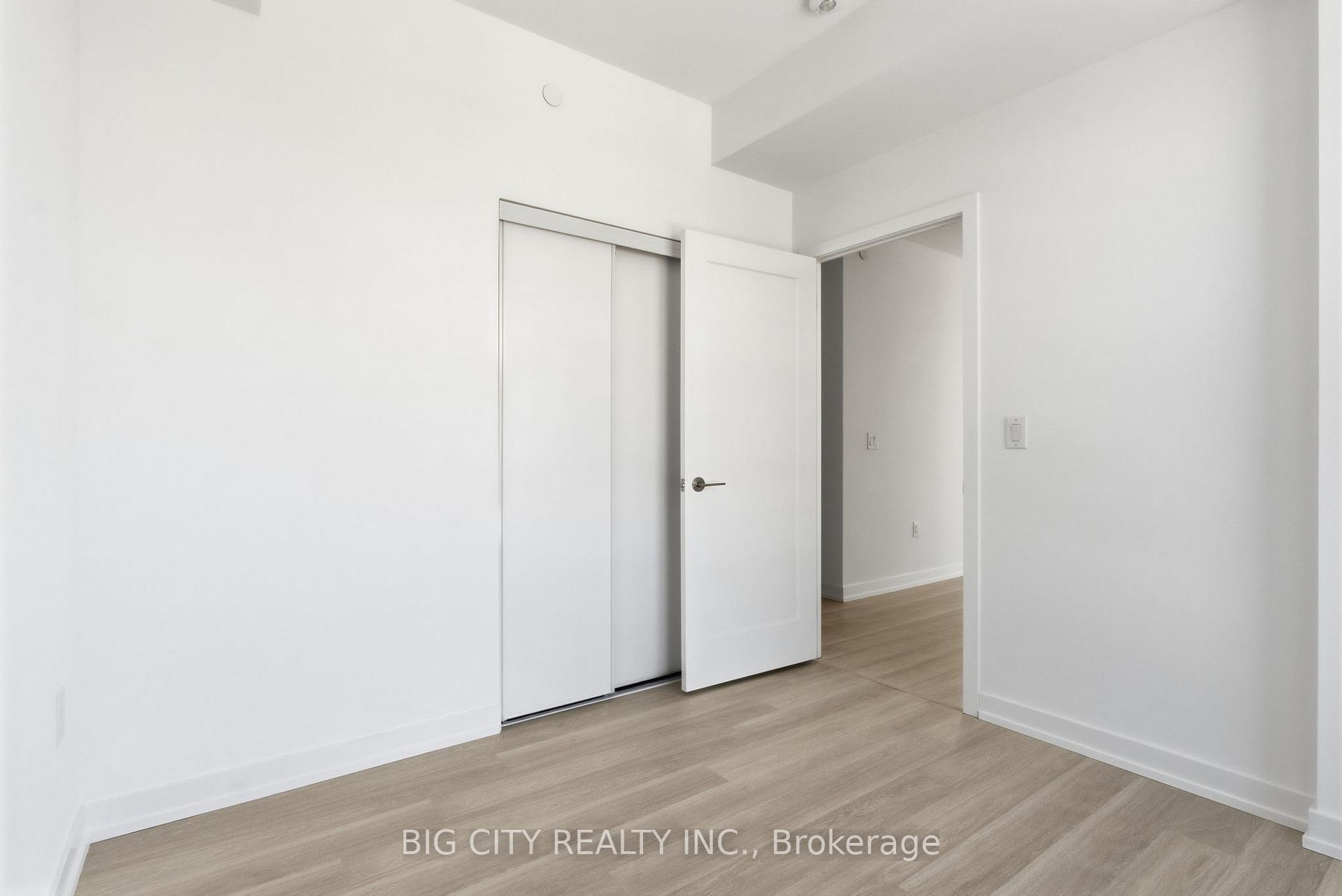 Photo 3 of Unit 808A, 9763 Markham Road, Markham, Greensborough — HOMEH