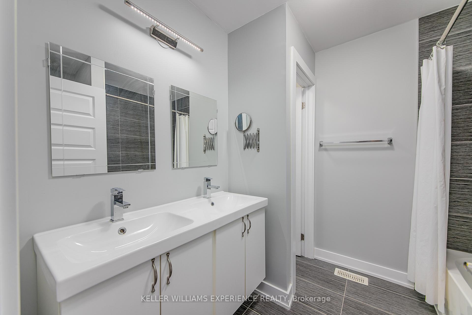 Photo 5 of Unit 42 (Upper), 540 Essa Road, Barrie, Holly — HOMEH