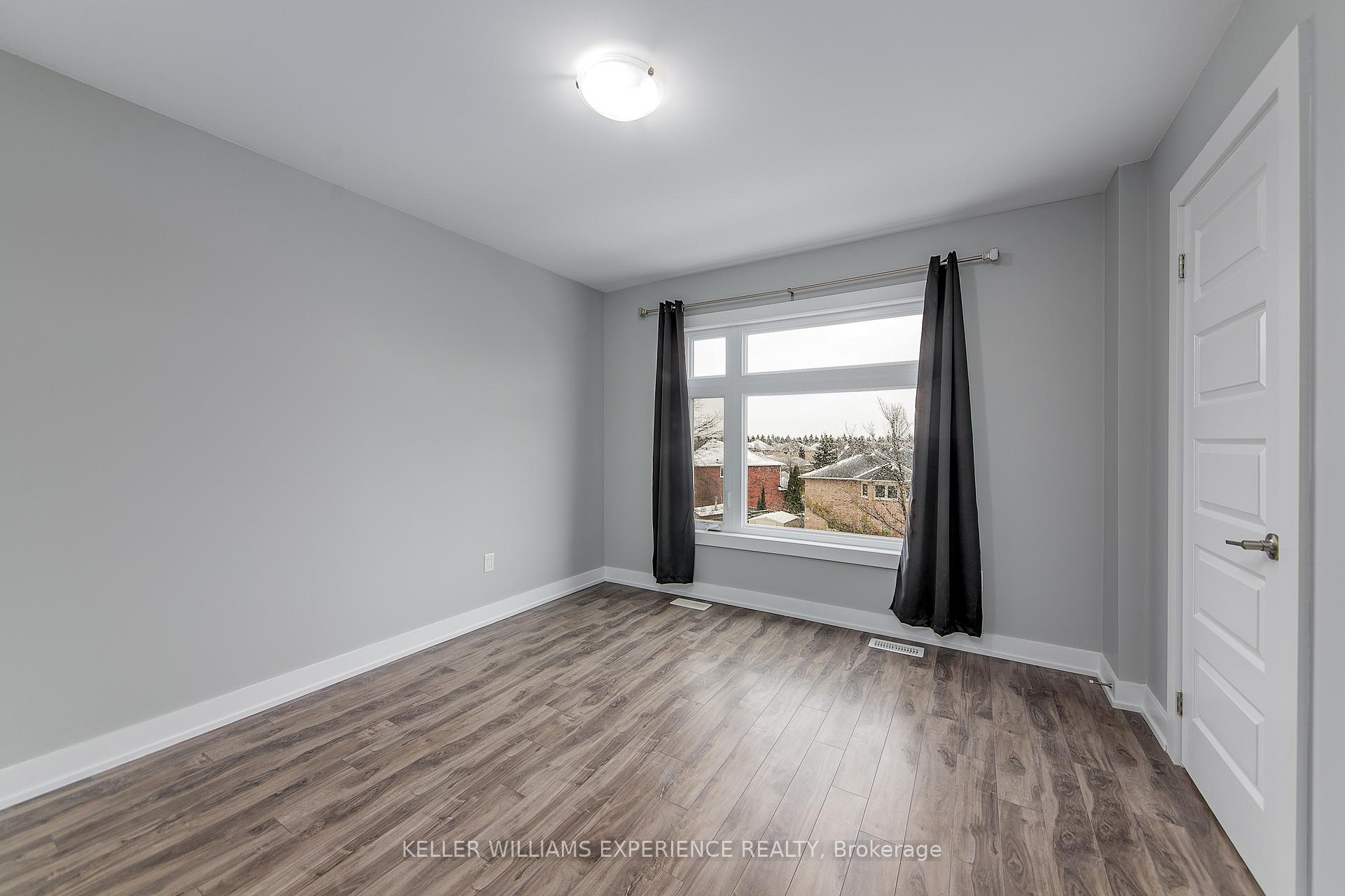 Photo 7 of Unit 42 (Upper), 540 Essa Road, Barrie, Holly — HOMEH