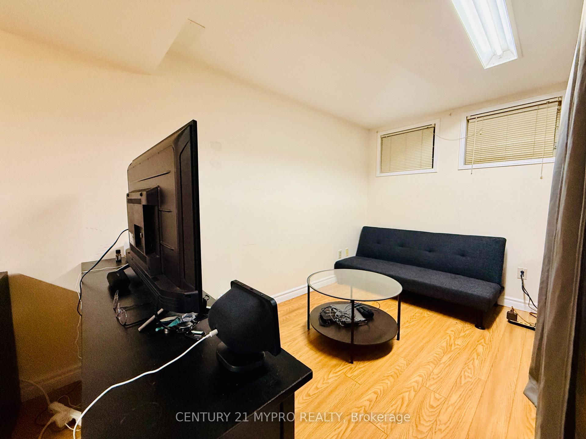 Photo 6 of Unit Bsmt, 125 Wintermute Boulevard, Scarborough, Steeles — HOMEH