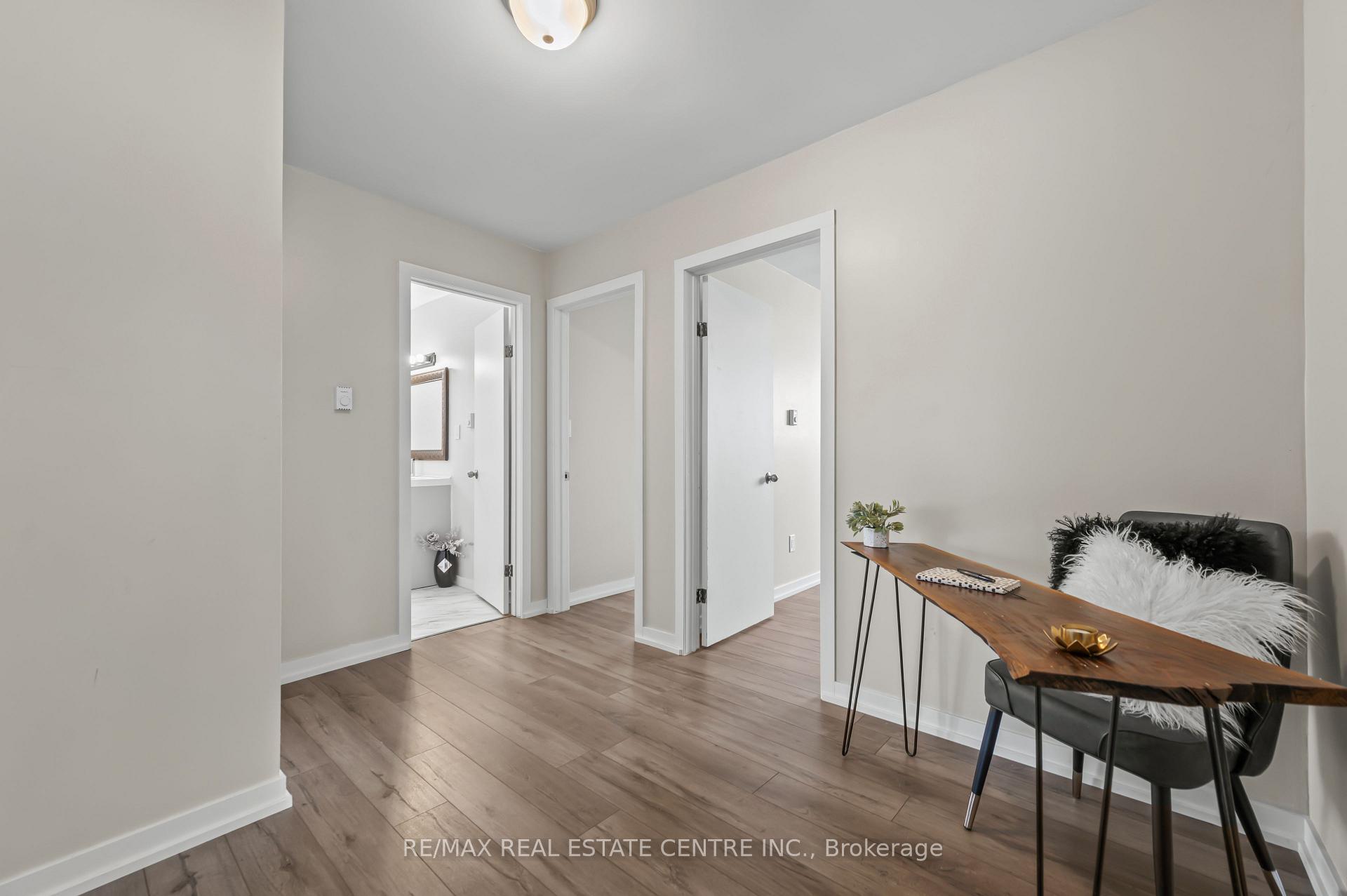 Photo 23 of 11 Princess Street, Brant, South Dumfries — HOMEH