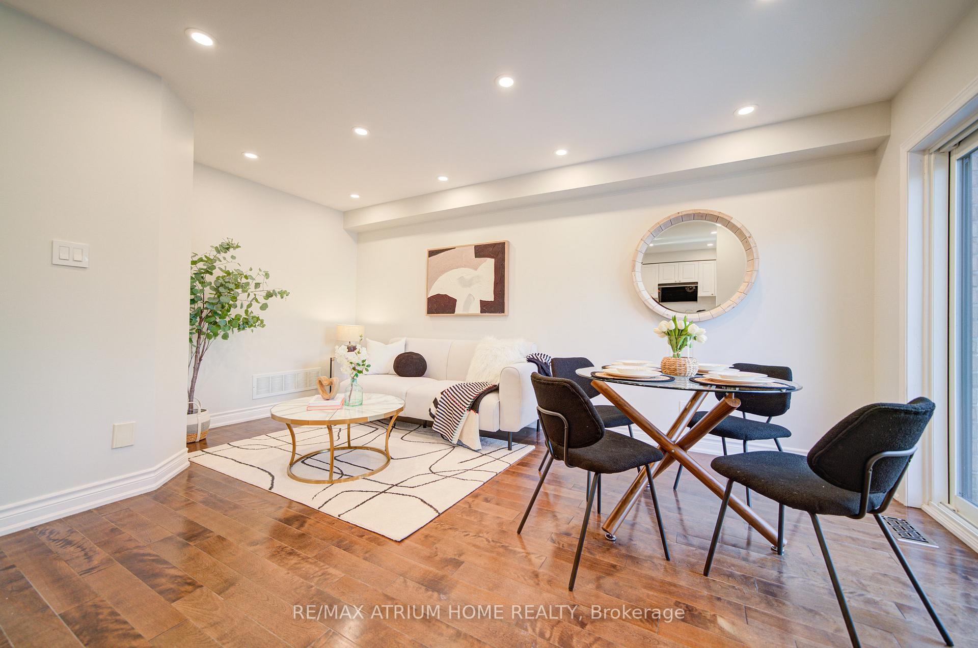 Photo 9 of 20 Maple Sugar Lane, Vaughan, Patterson — HOMEH