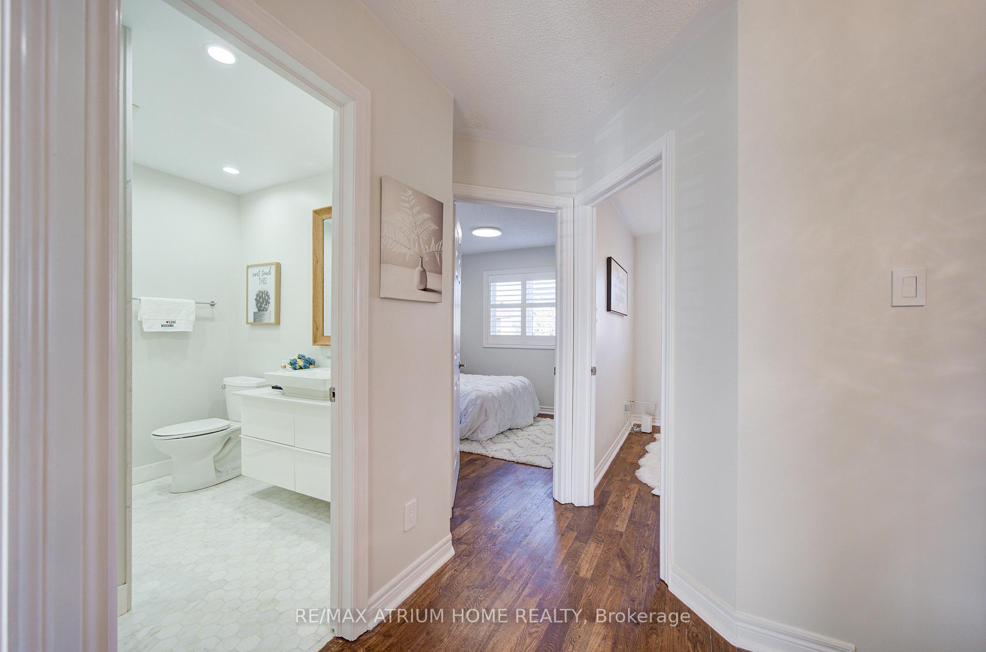 Photo 11 of 20 Maple Sugar Lane, Vaughan, Patterson — HOMEH