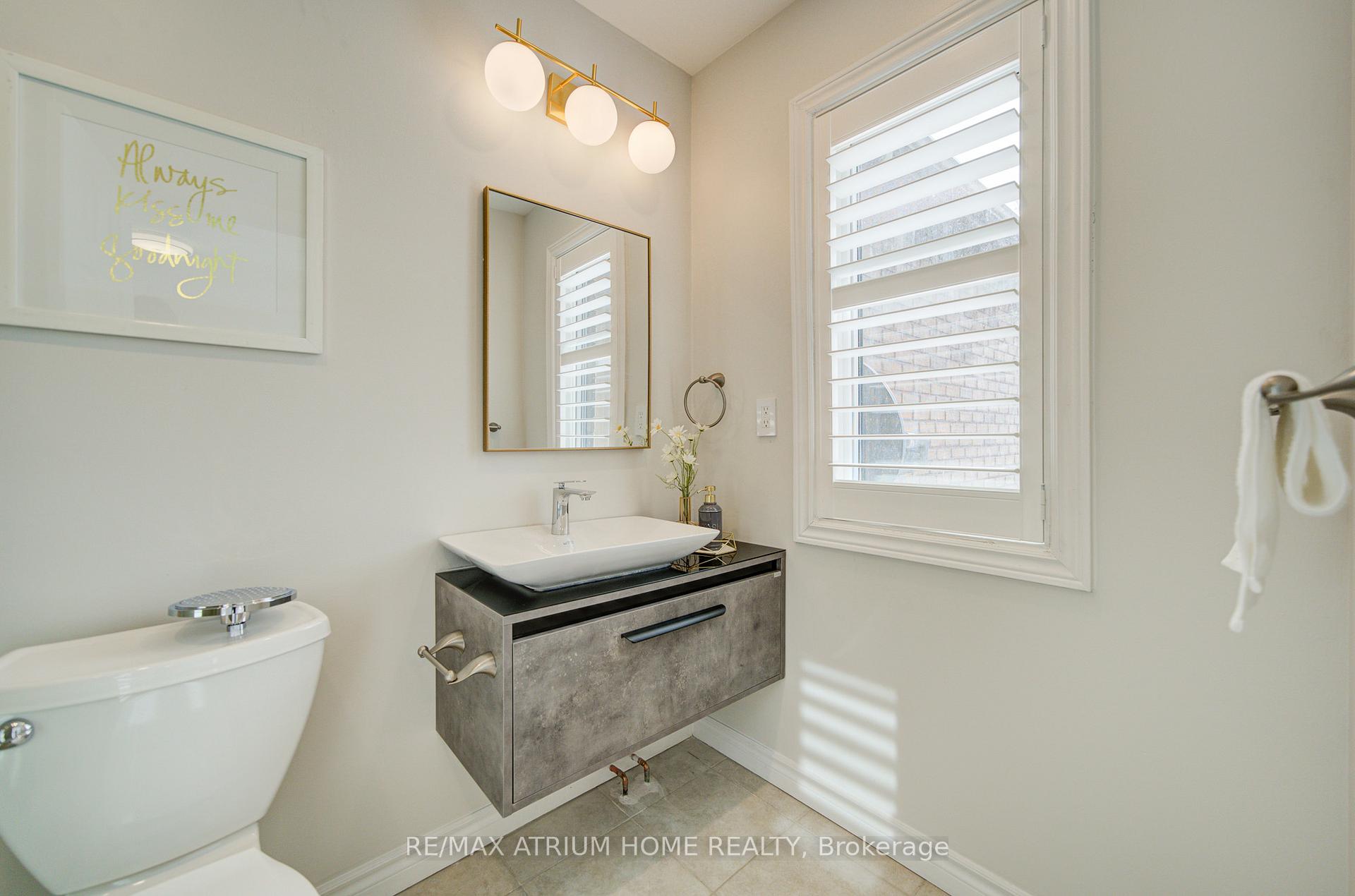 Photo 15 of 20 Maple Sugar Lane, Vaughan, Patterson — HOMEH