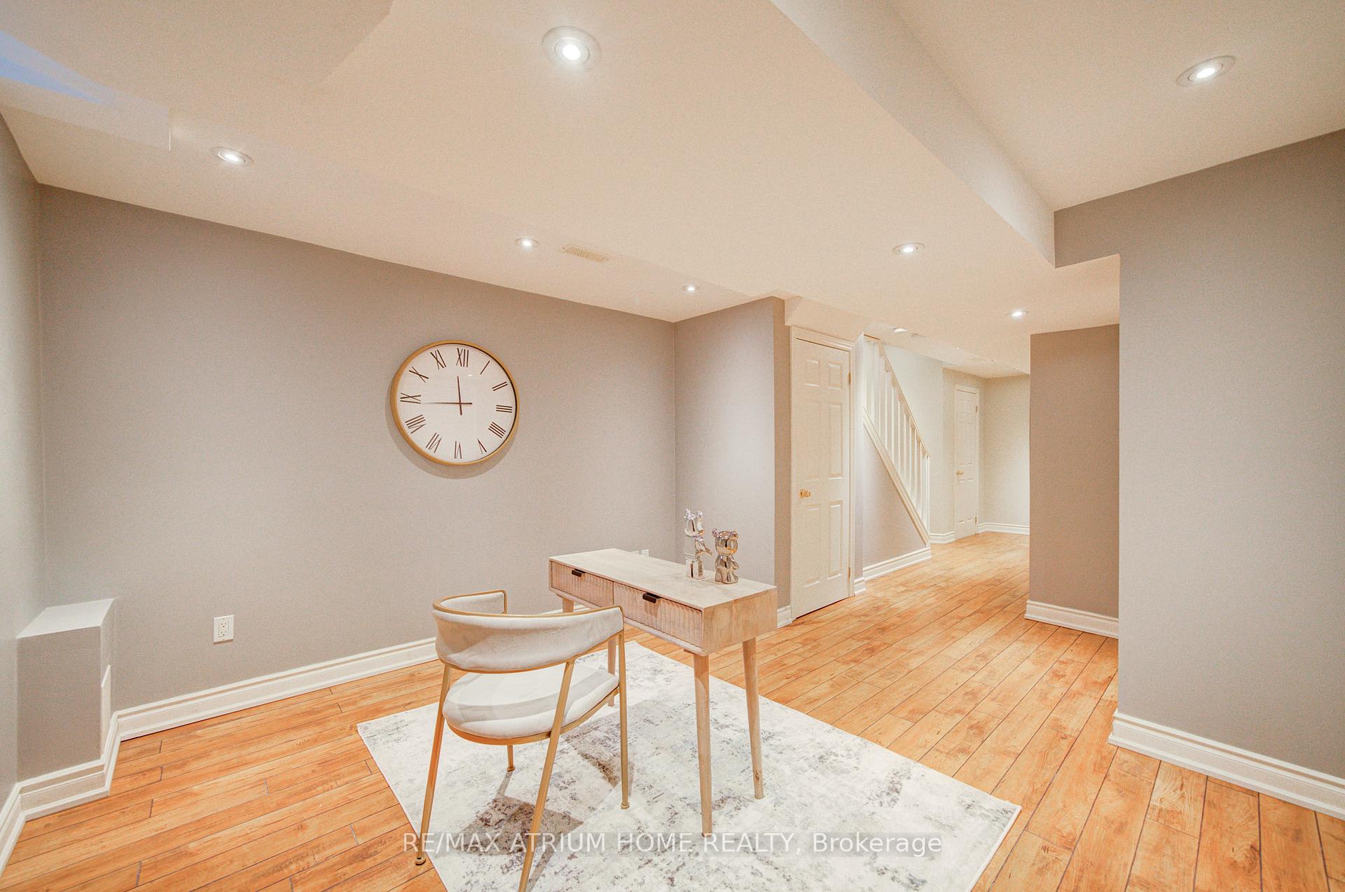 Photo 17 of 20 Maple Sugar Lane, Vaughan, Patterson — HOMEH