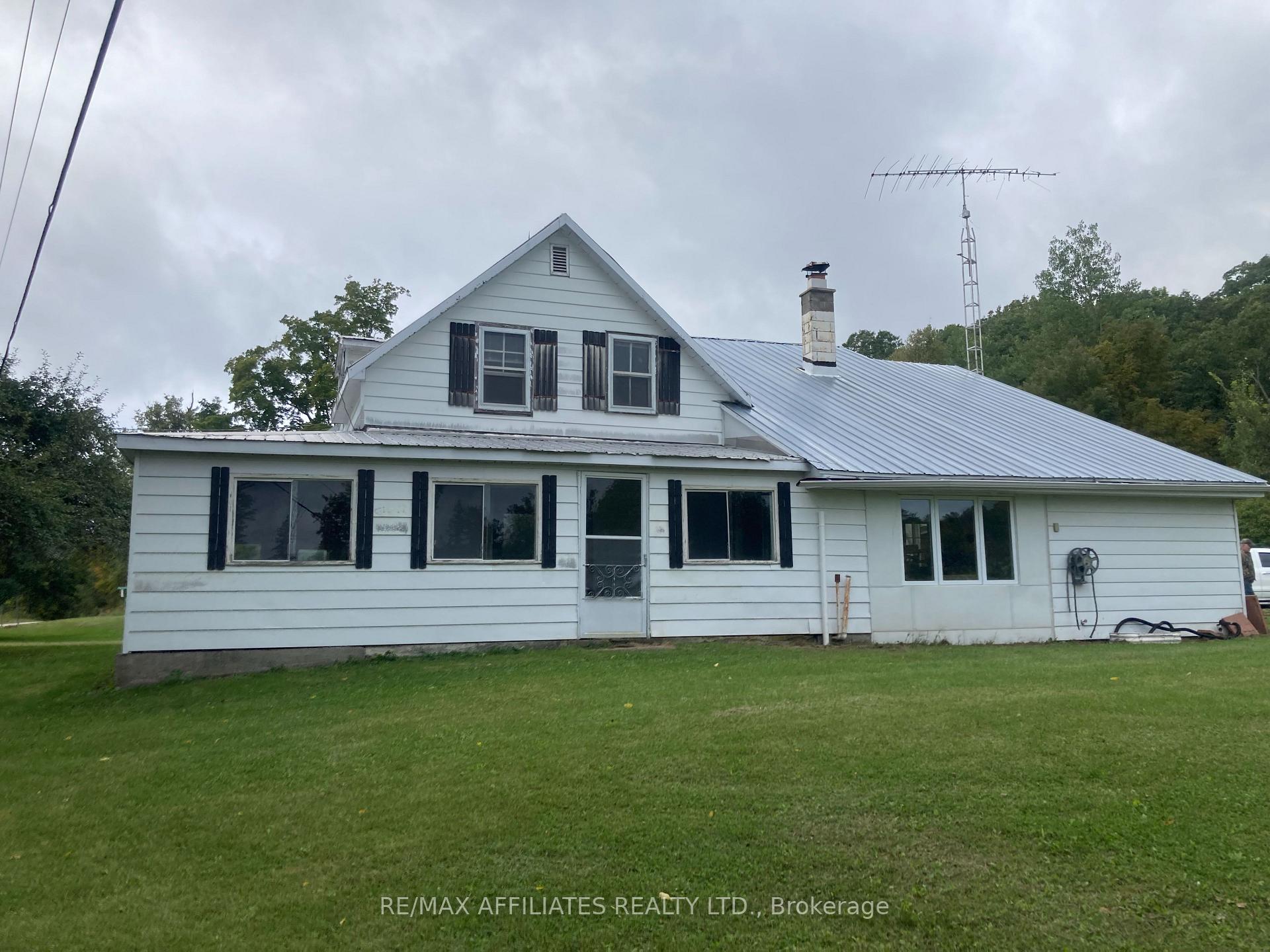 Photo 3 of 1018 Folger Road, Frontenac, Frontenac North — HOMEH