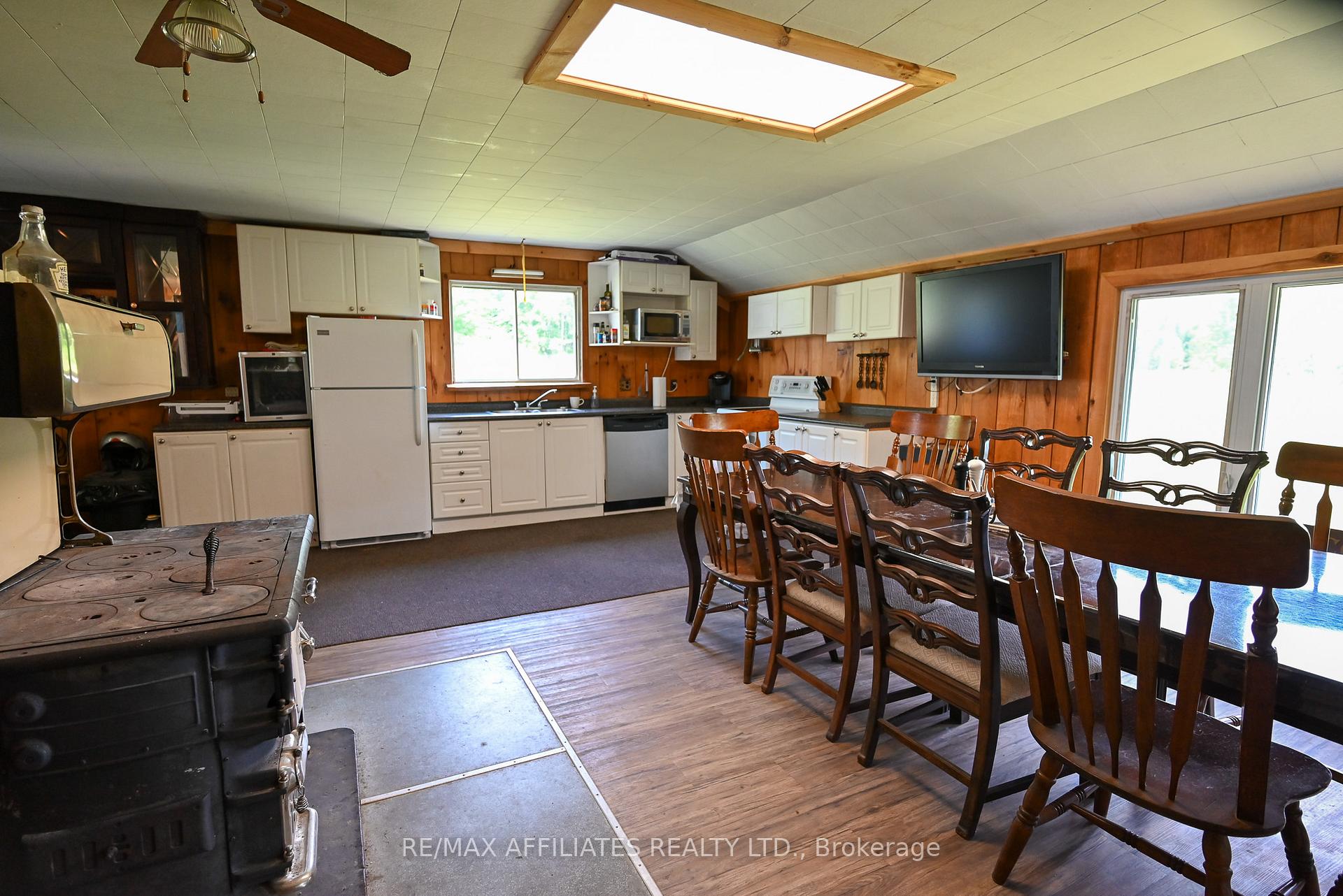 Photo 7 of 1018 Folger Road, Frontenac, Frontenac North — HOMEH