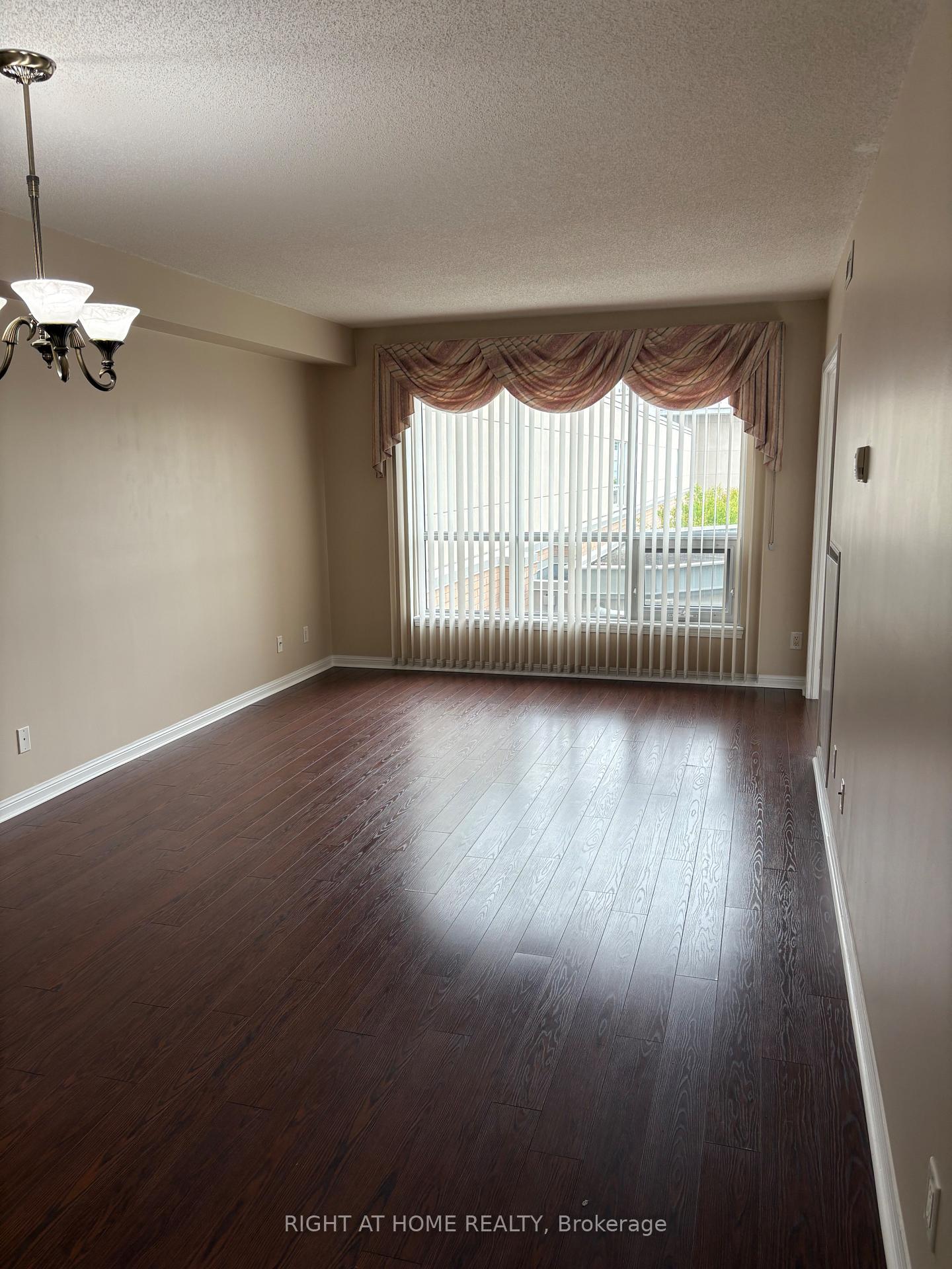 Photo 35 of Unit 201, 90 Dean Avenue, Barrie, Painswick South — HOMEH