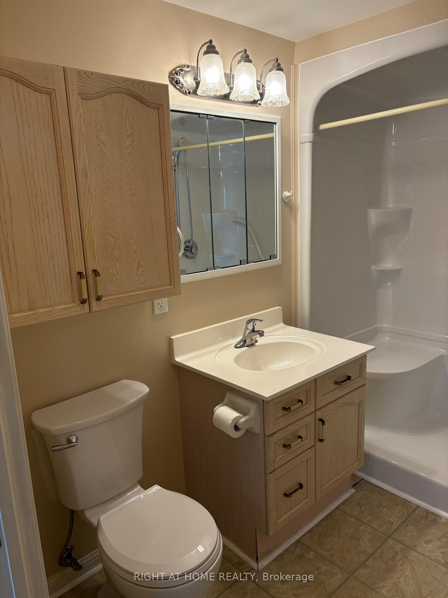 Photo 27 of Unit 201, 90 Dean Avenue, Barrie, Painswick South — HOMEH