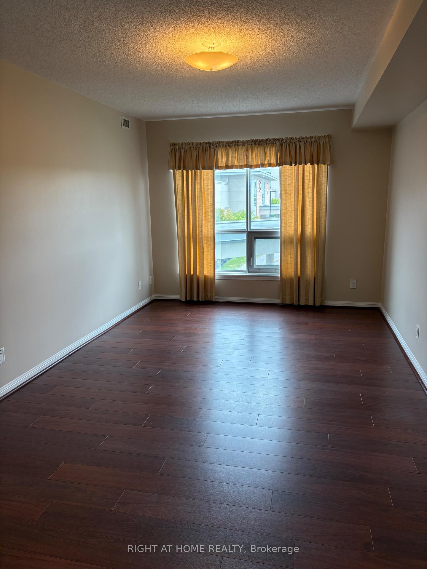 Photo 21 of Unit 201, 90 Dean Avenue, Barrie, Painswick South — HOMEH