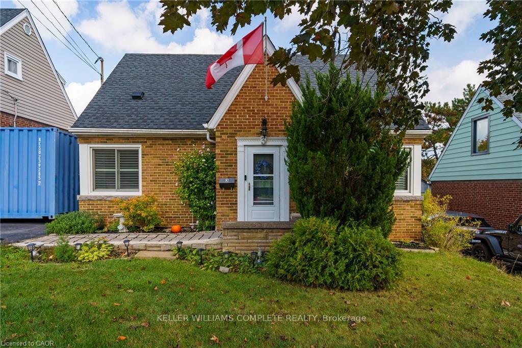 Photo 1 of 3 Montrose Avenue, Hamilton, Rosedale — HOMEH