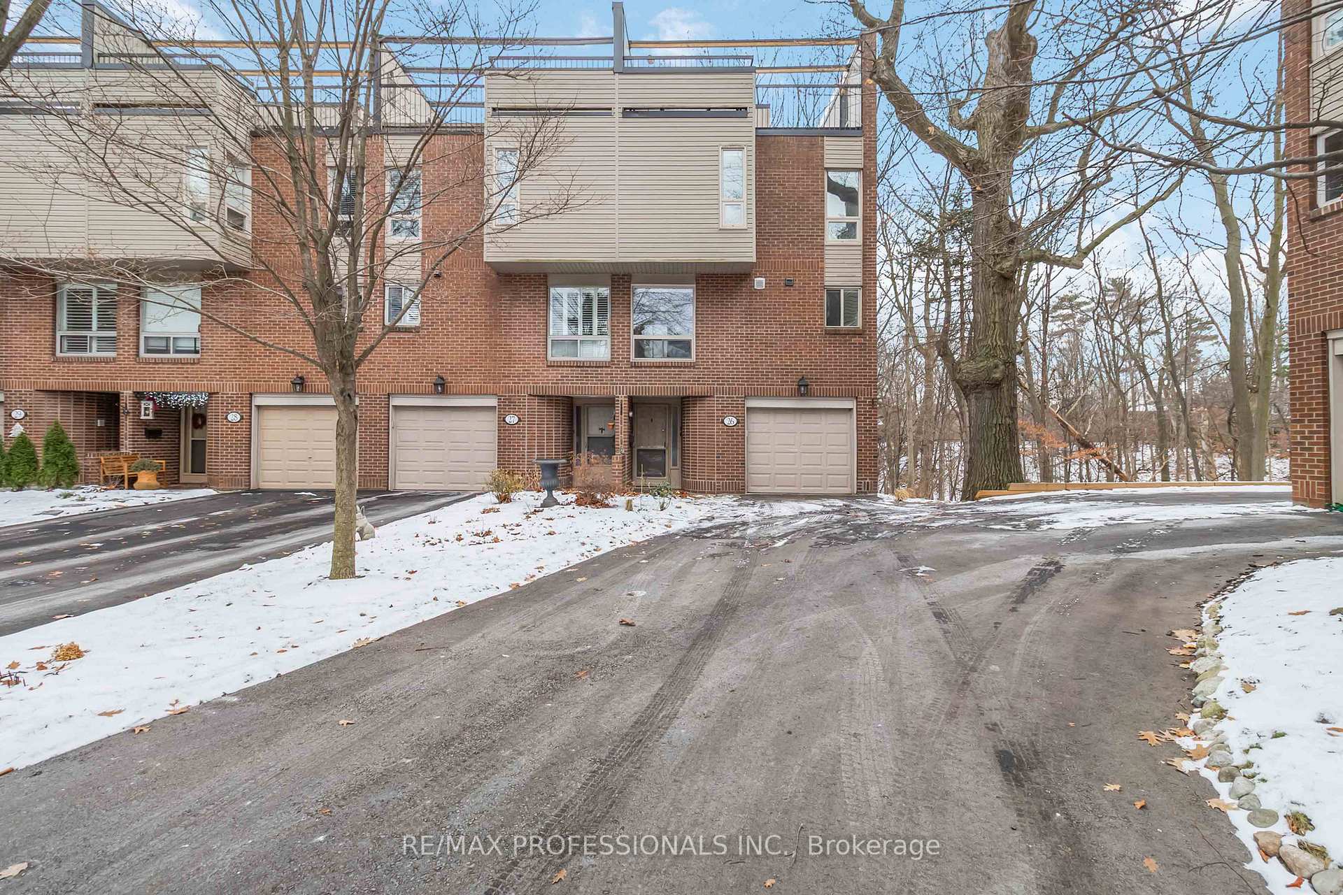 Front of Unit 26, 1250 Marlborough Court