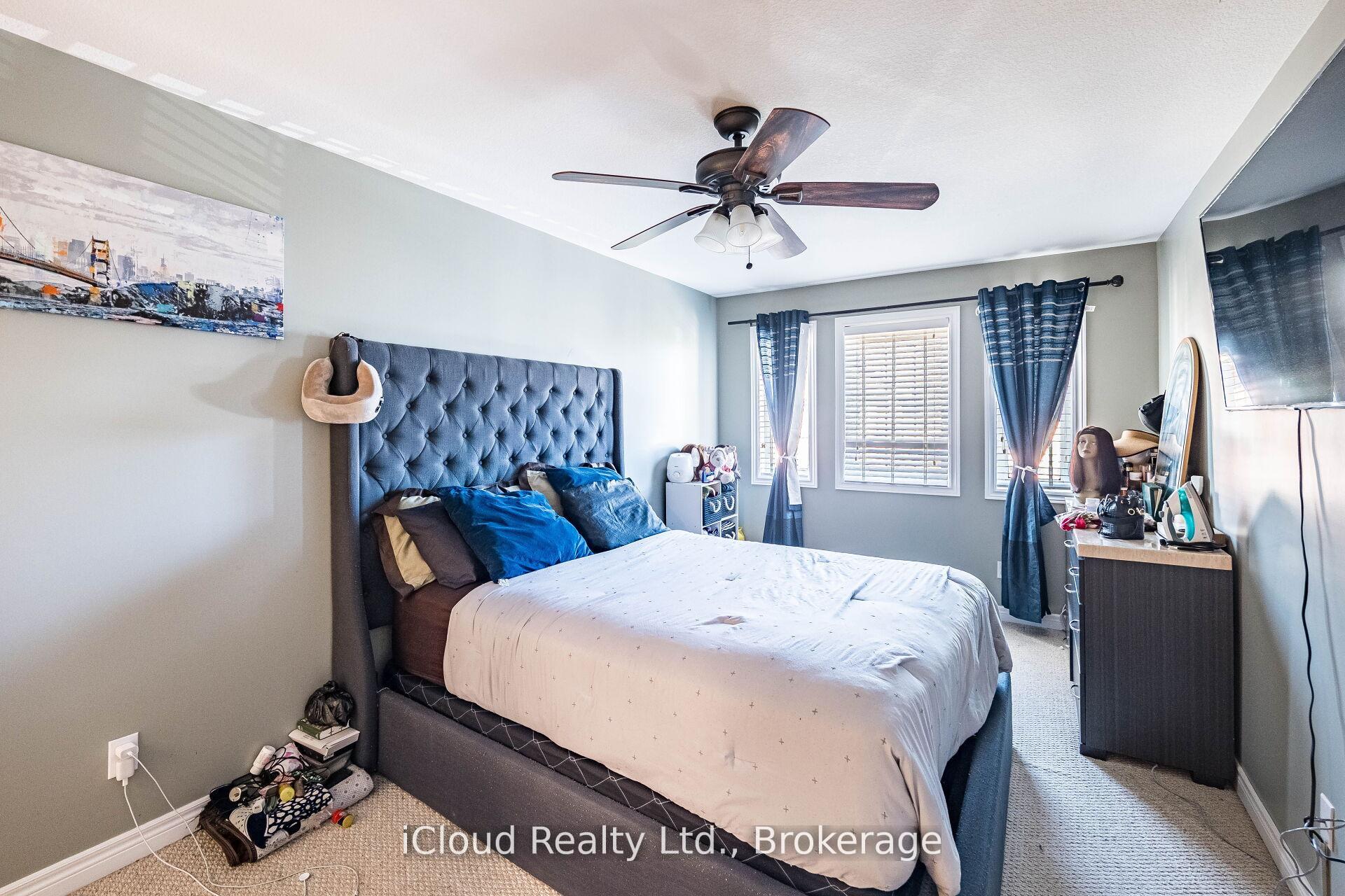 Photo 15 of Unit 20, 45 Seabreeze Crescent, Hamilton, Stoney Creek — HOMEH