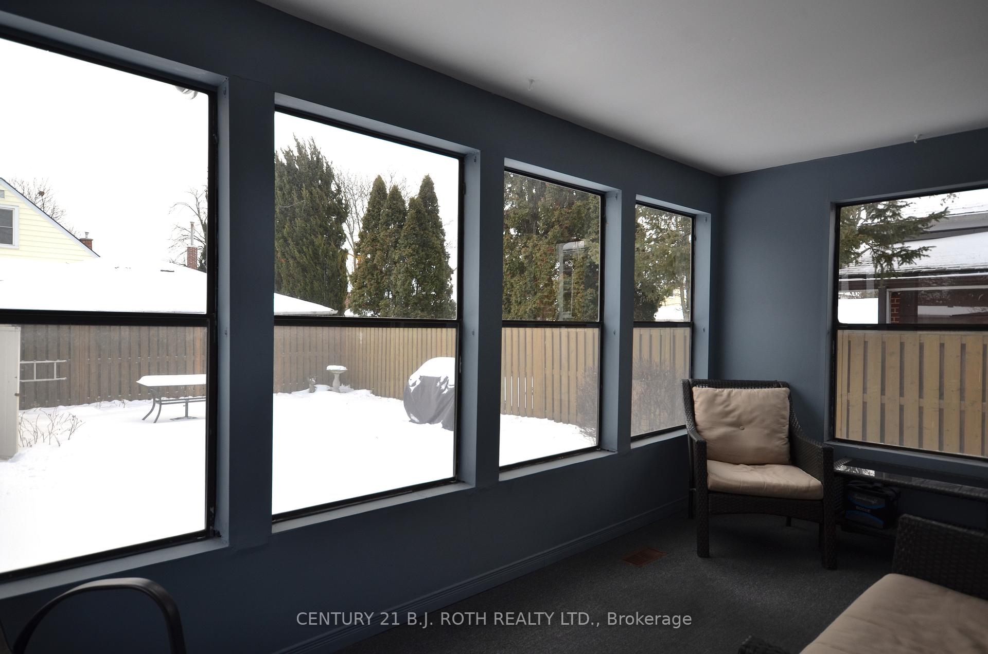 Photo 19 of 203 Summerhill Avenue, Hamilton, Glenview — HOMEH