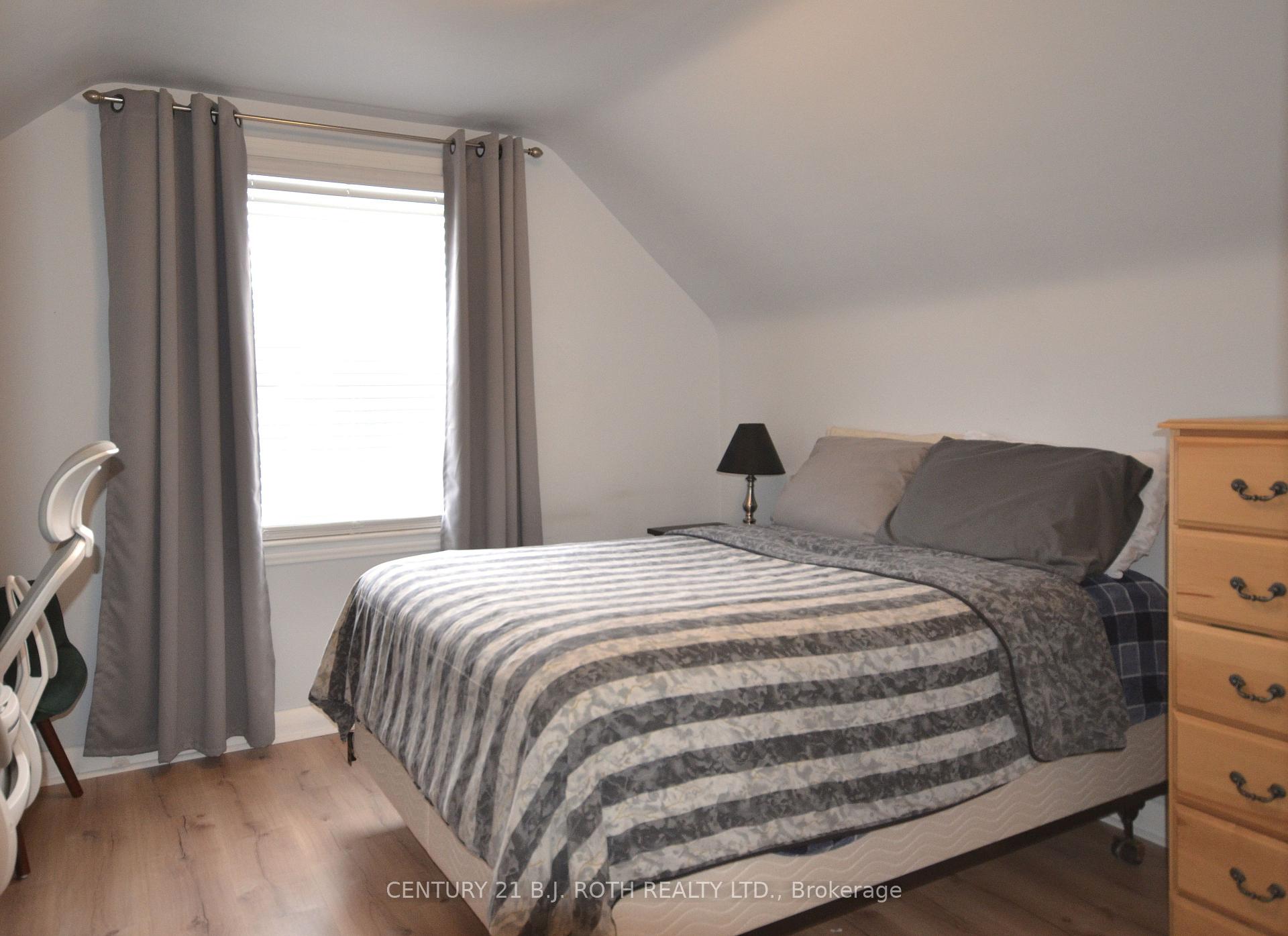 Photo 31 of 203 Summerhill Avenue, Hamilton, Glenview — HOMEH