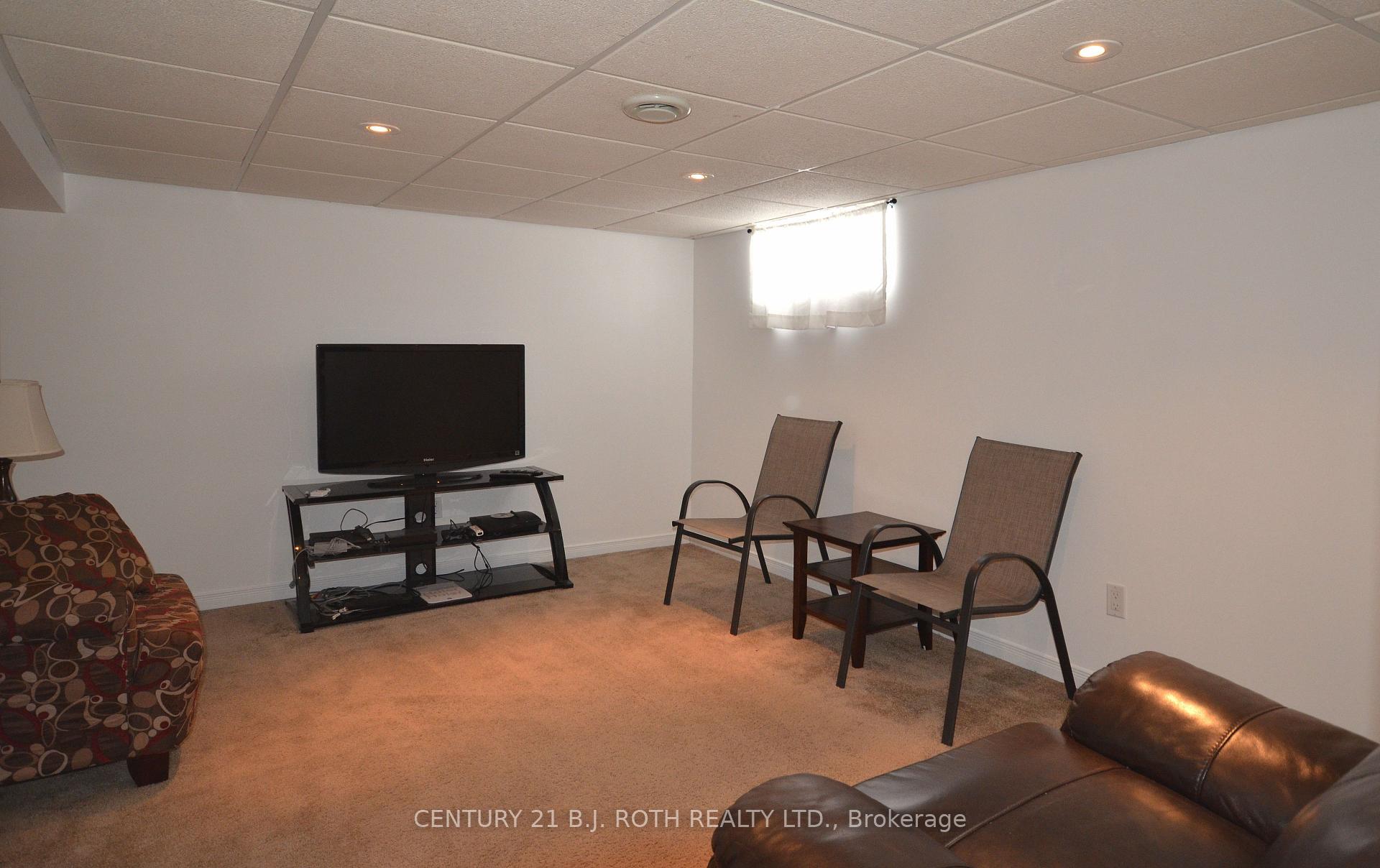 Photo 33 of 203 Summerhill Avenue, Hamilton, Glenview — HOMEH